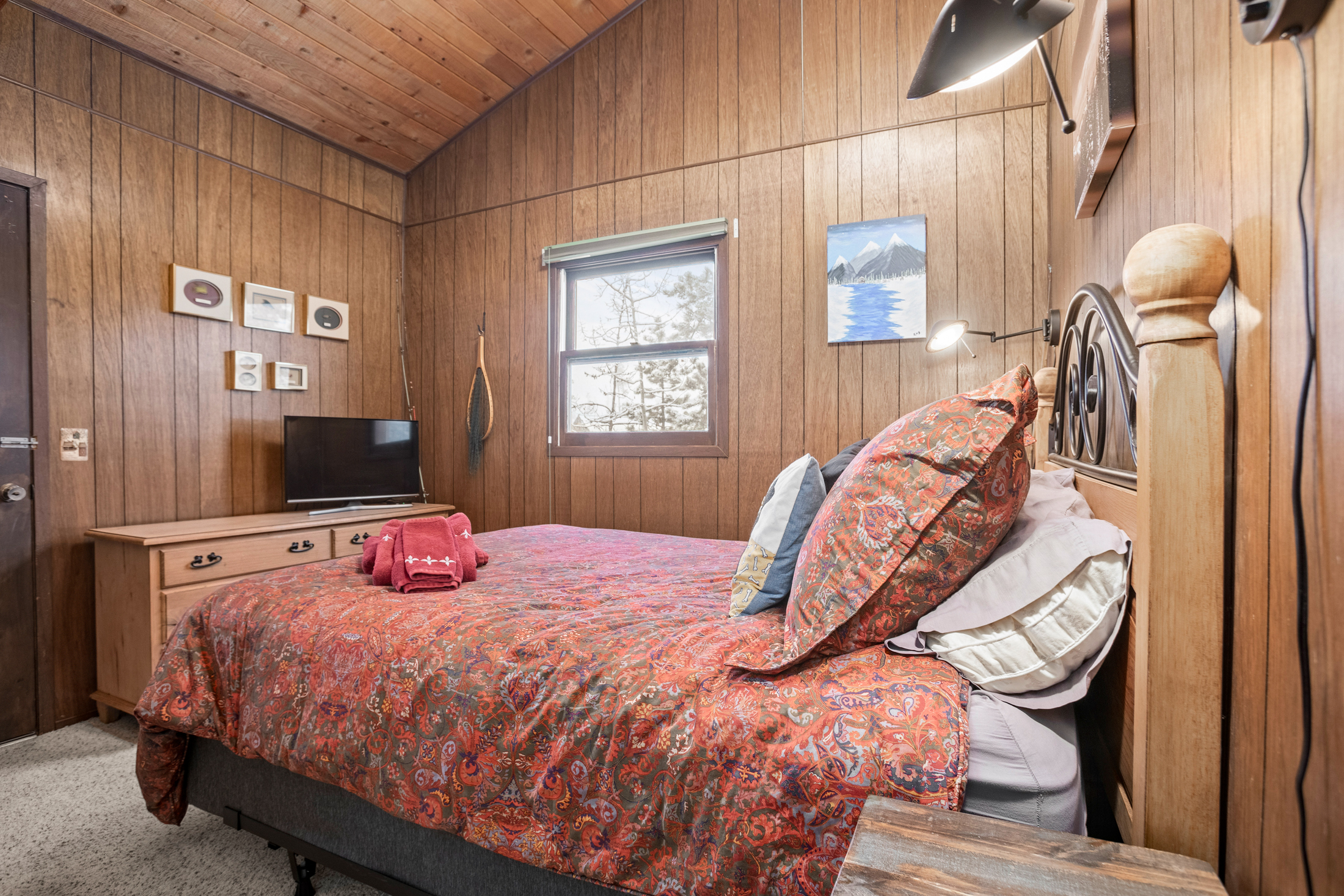 Bedroom 2 - Upper Level