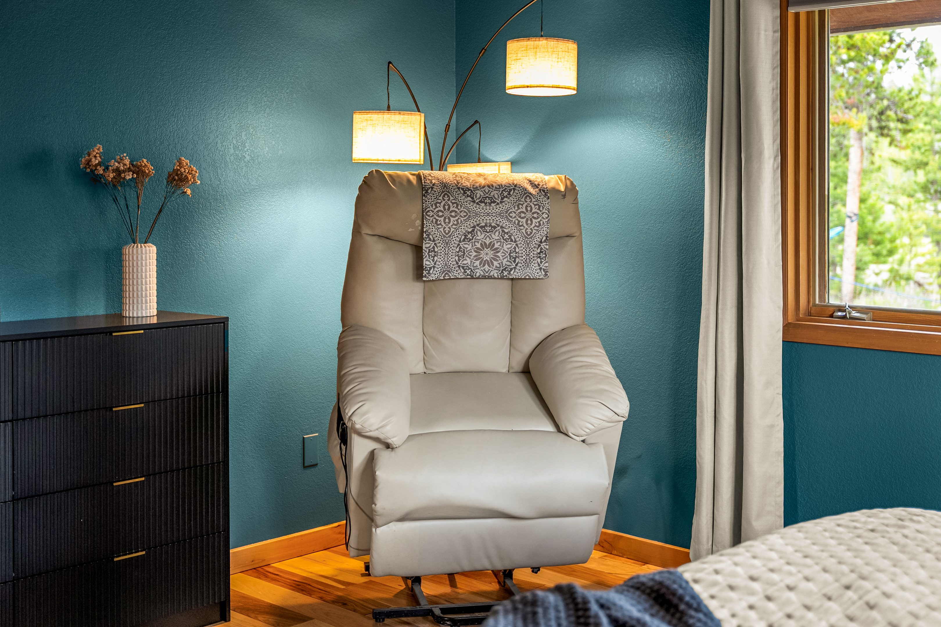 Lift chair can be moved to living room upon request