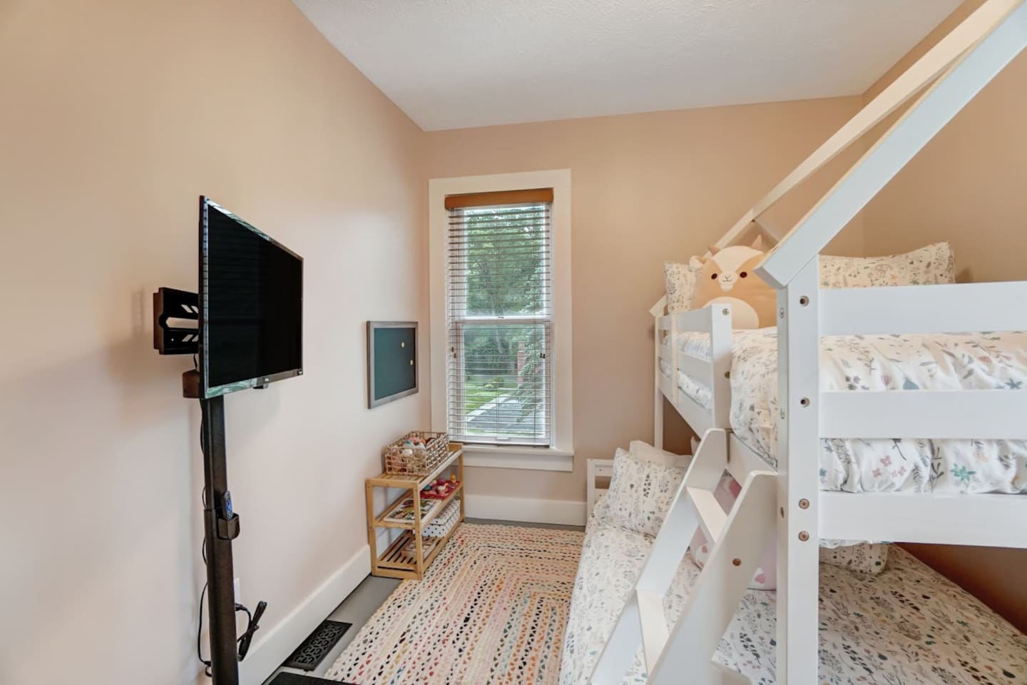 Bedroom 3 (Twin over Full)