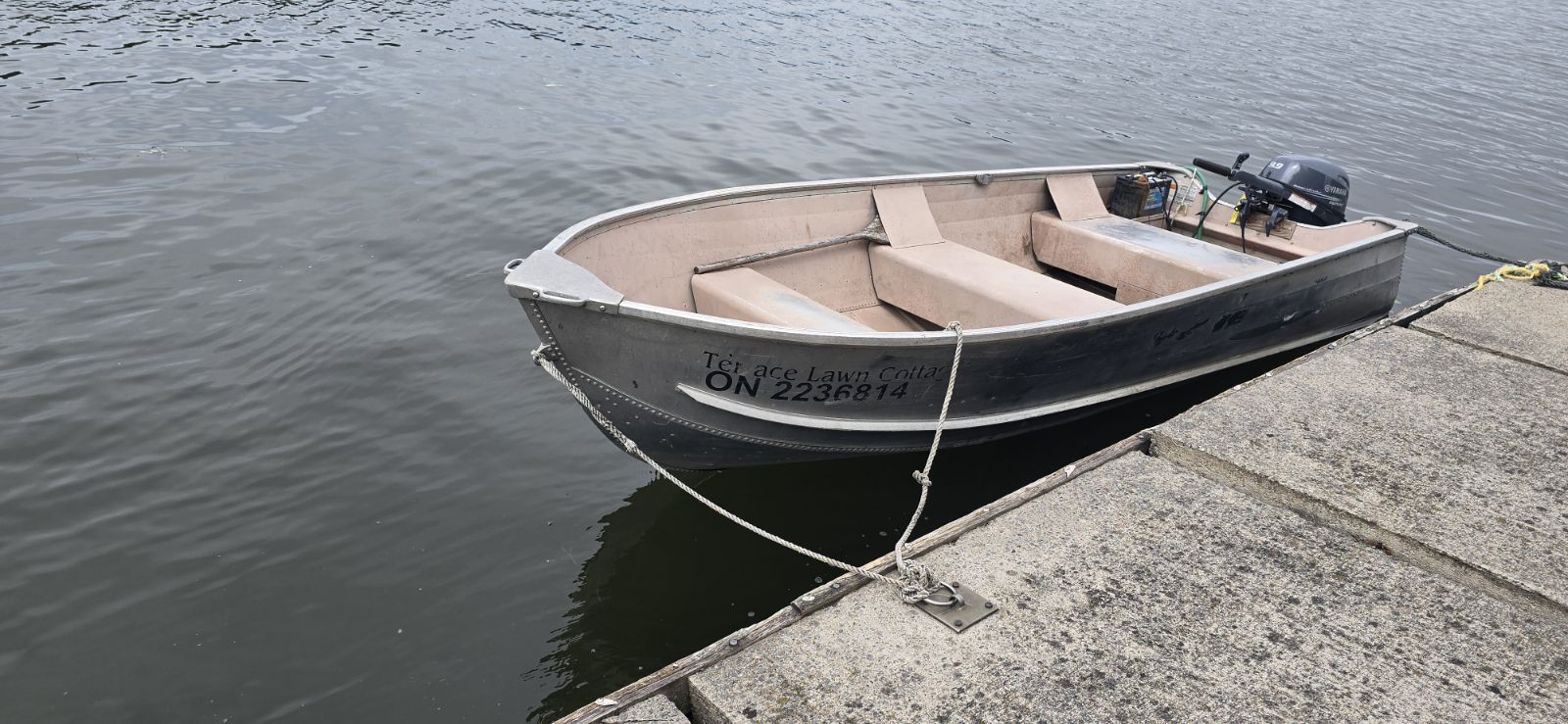 14 foot fishing boat rental at Paradise Escape