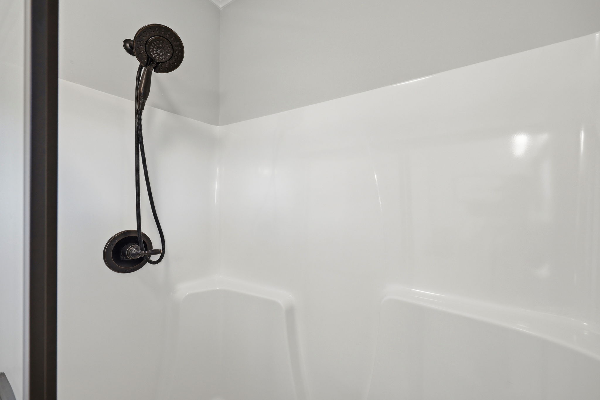 Bath linens provided