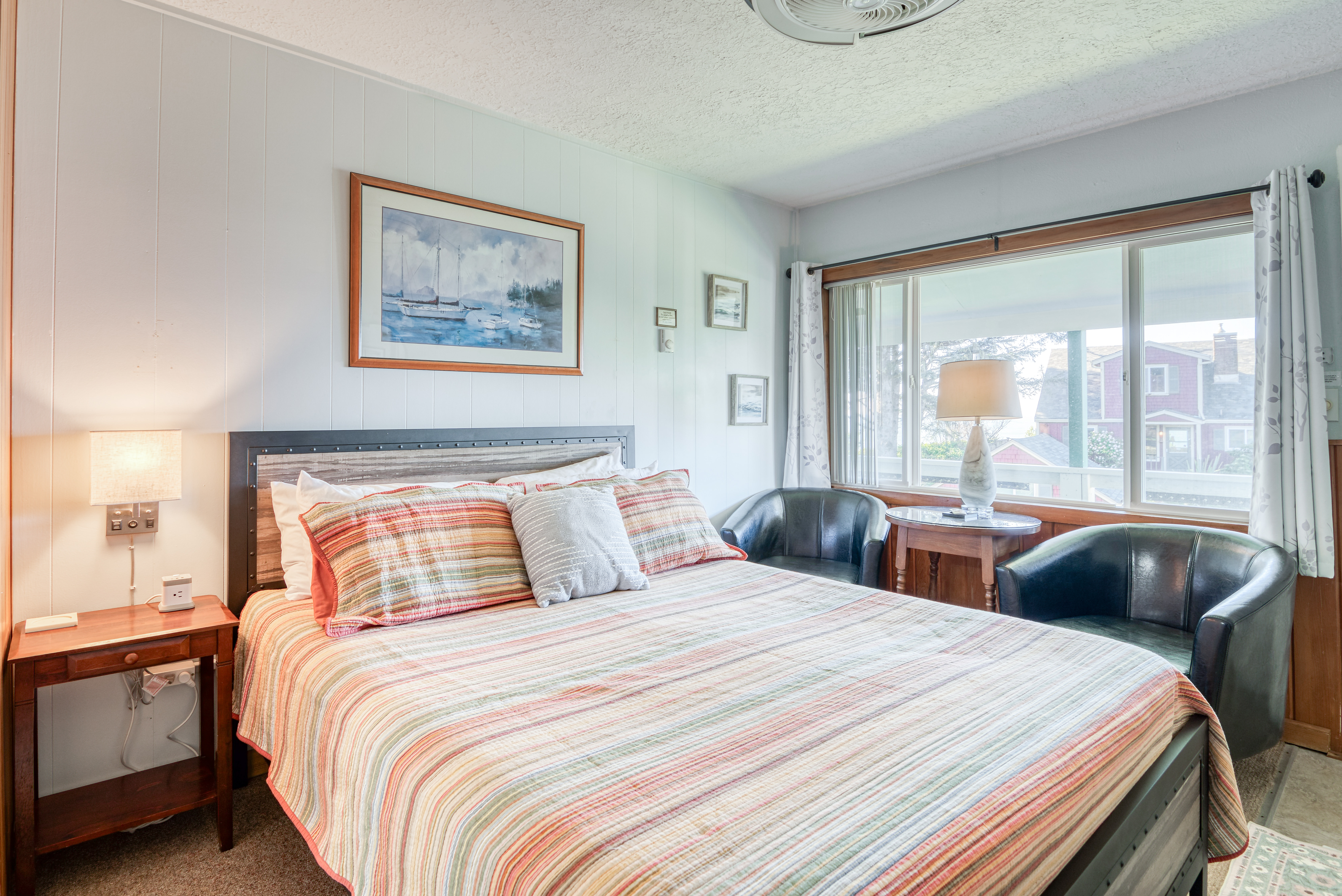 T08 - Schooner @ Trollers Lodge — Depoe Bay, OR — vacation rental