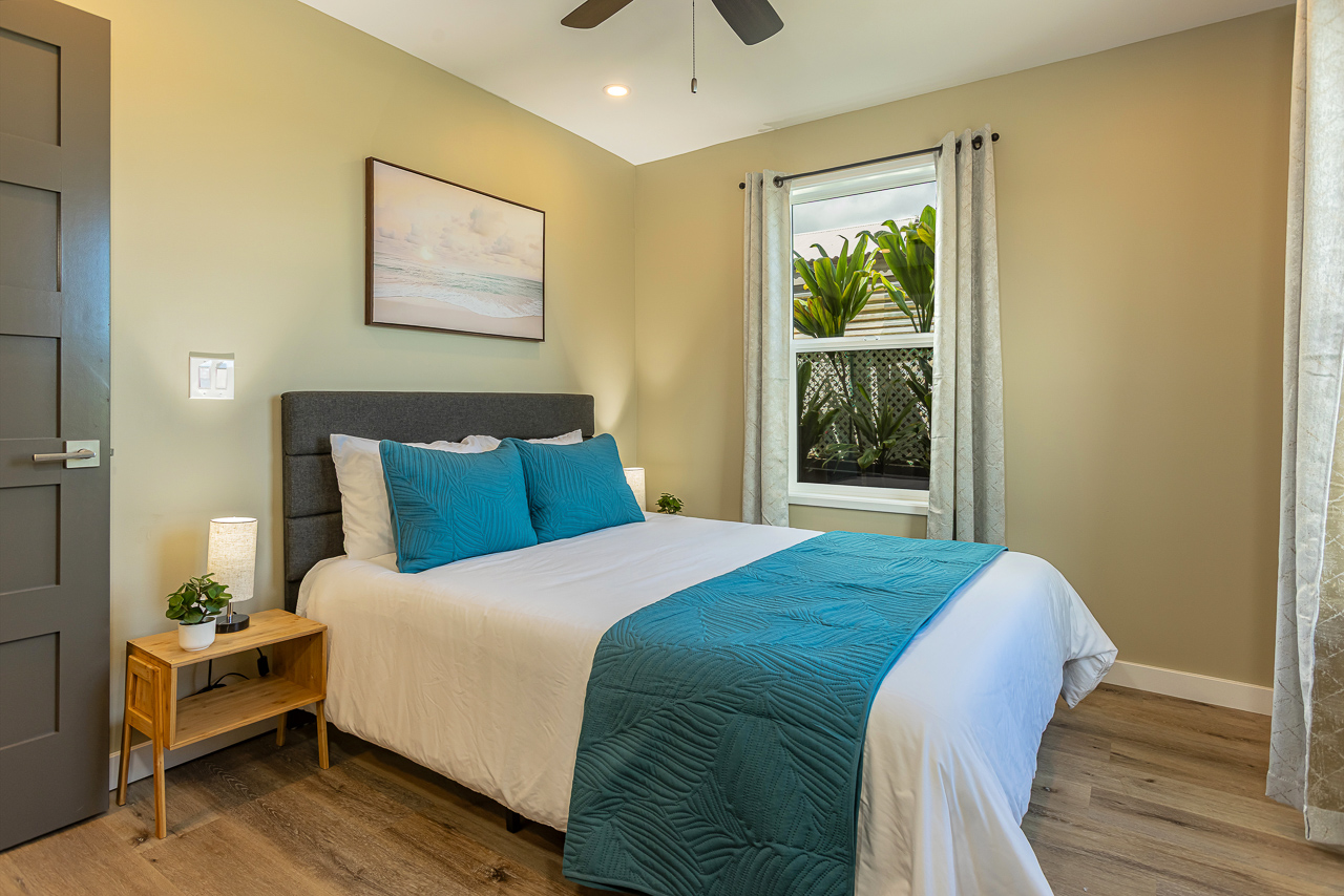 1 of 3 Bedrooms: Queen Bed, Ceiling Fan and AC