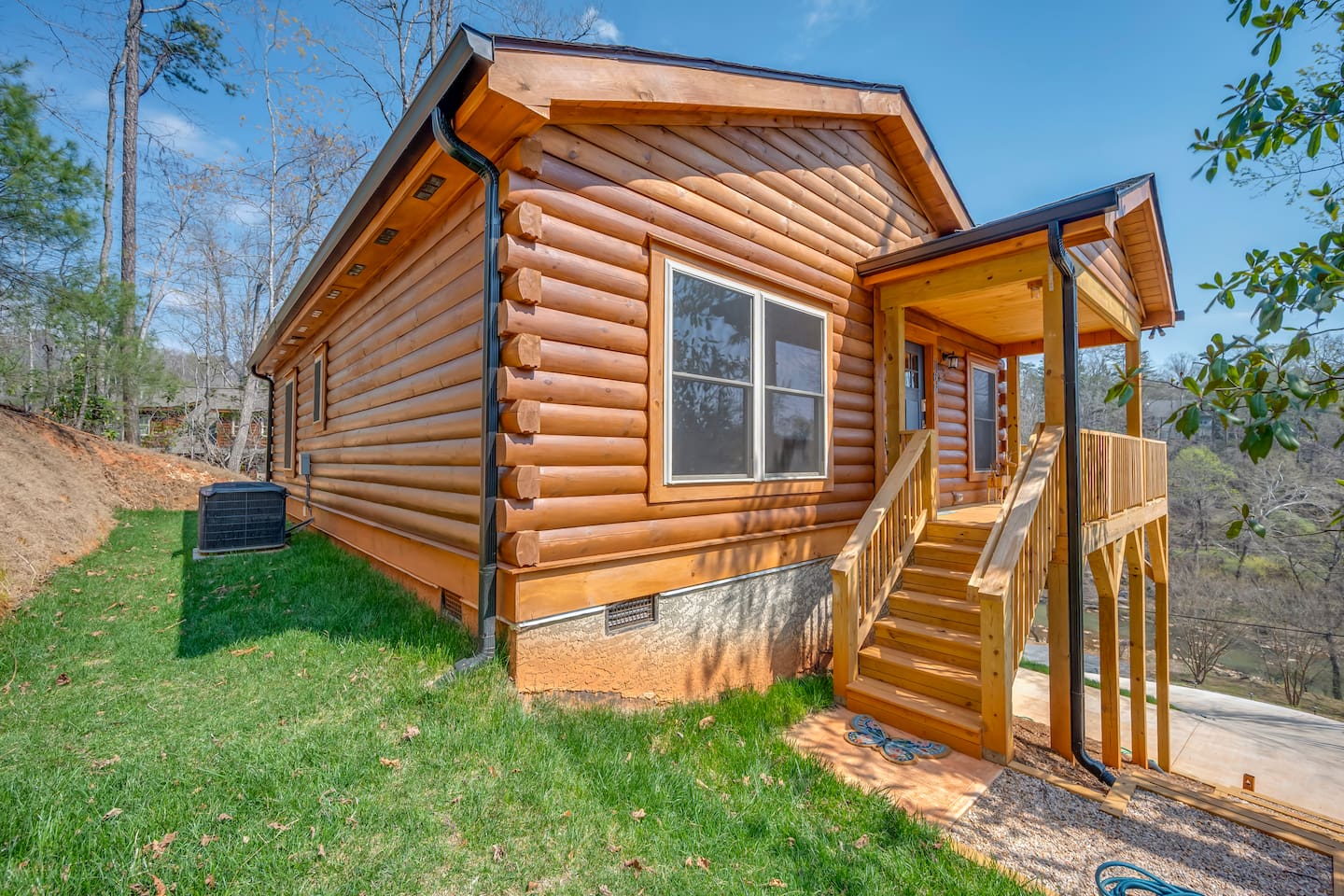 Front entrance walkway to the cabin