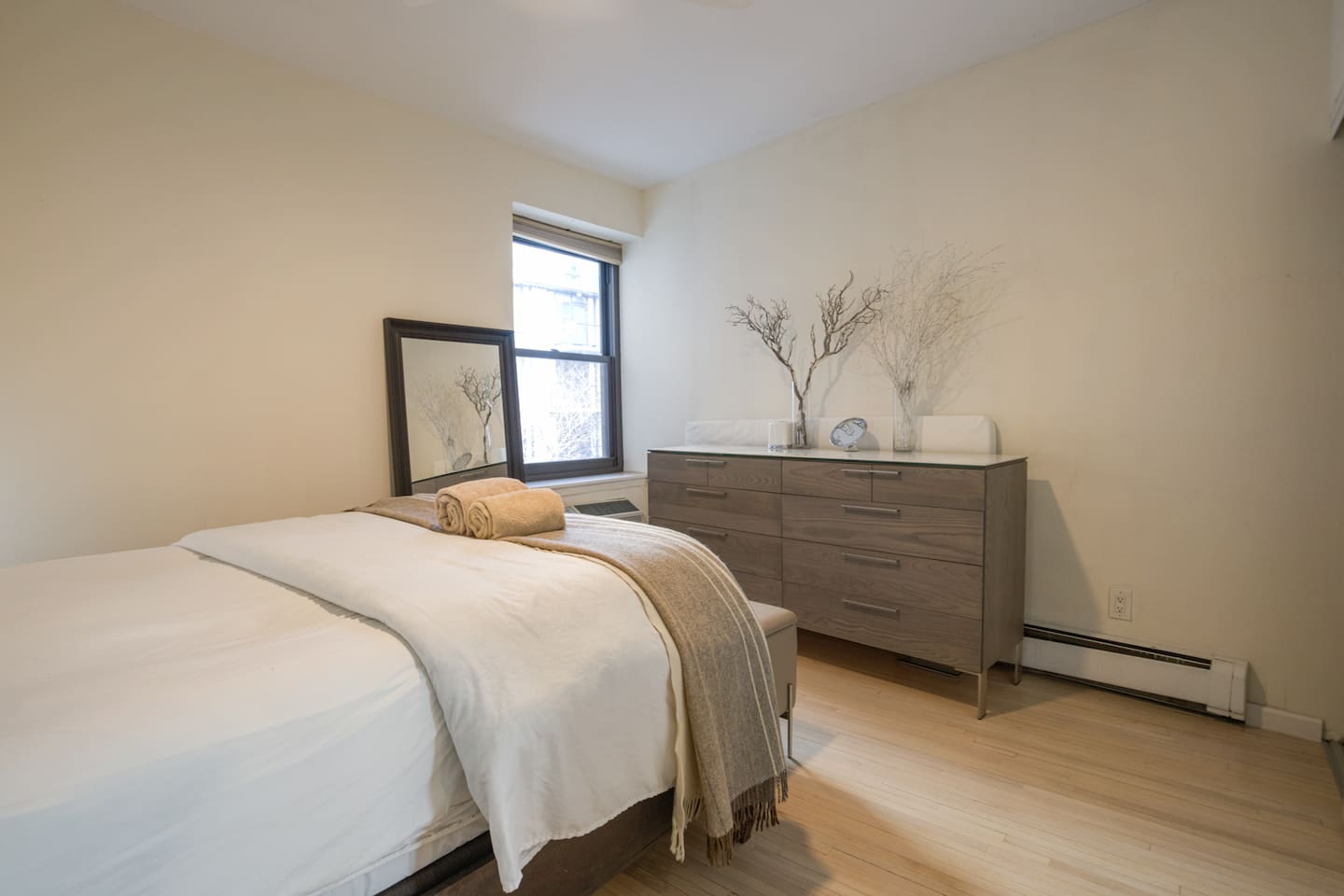 Queen Bed