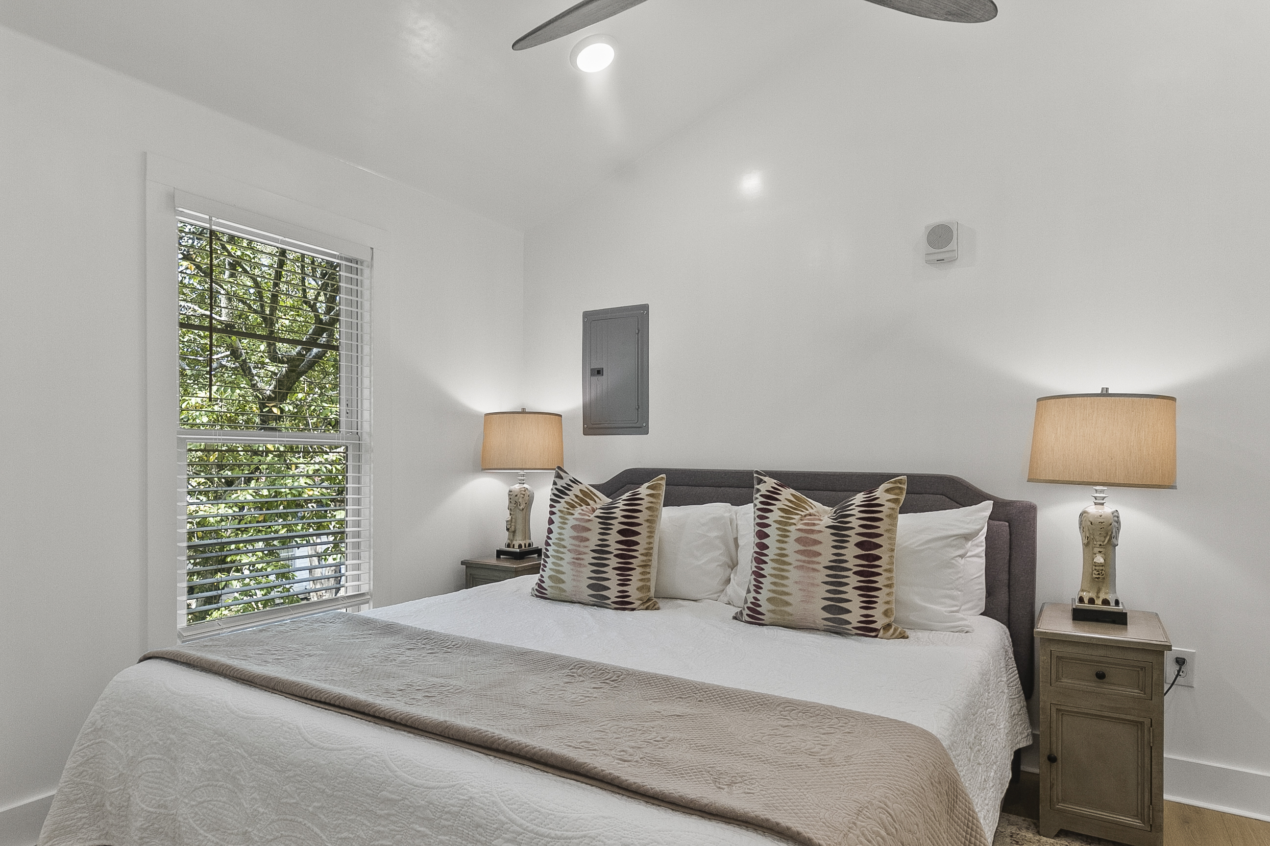 King Bedroom 1