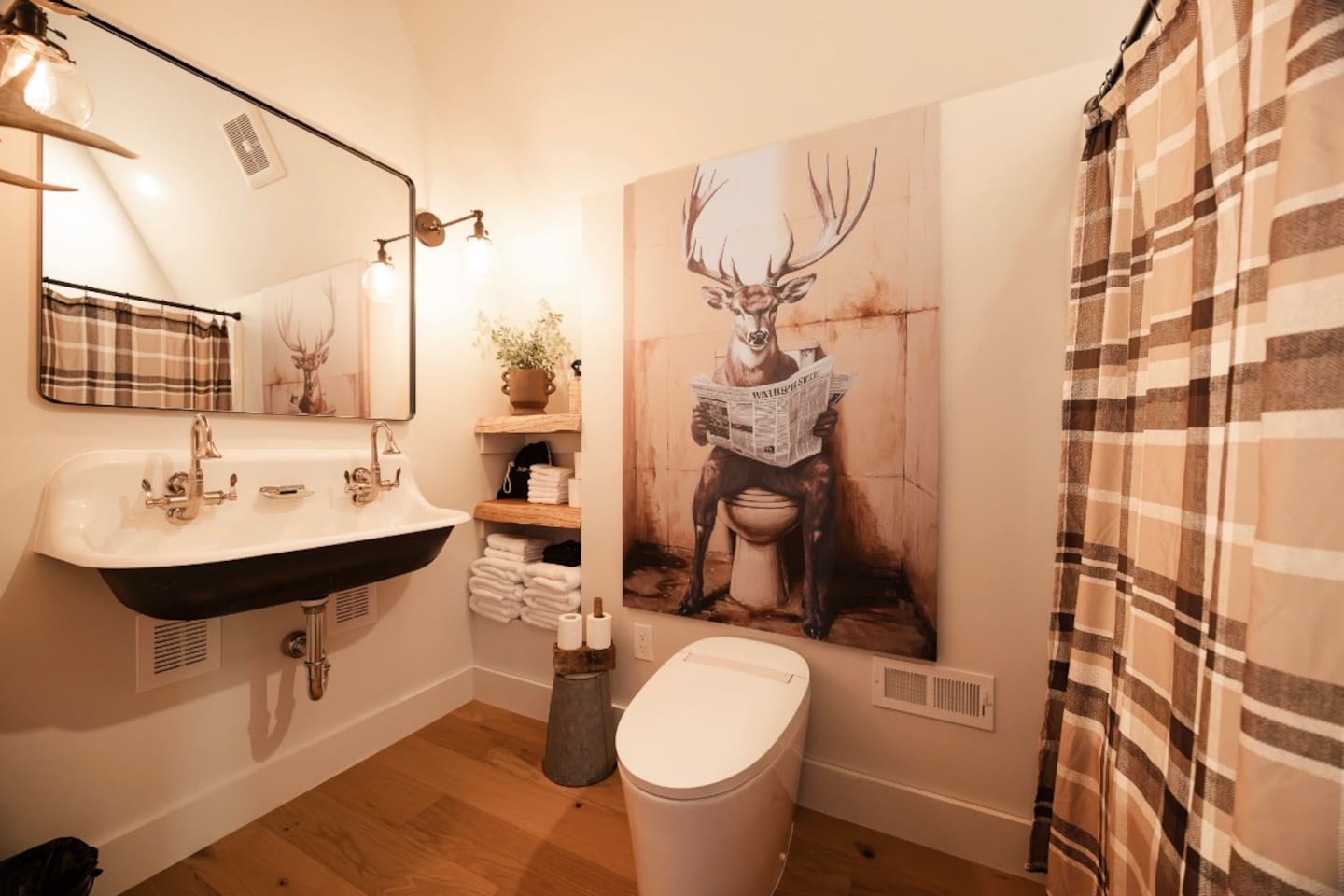Upper-level full bath, double sink with tub/shower combo 