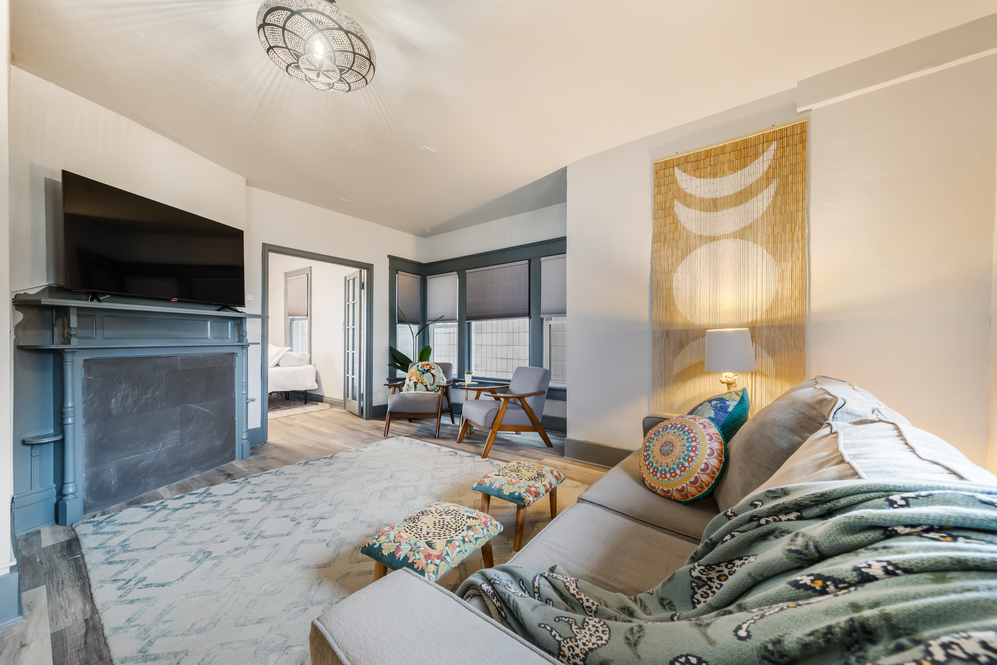 Charming Retreat With Modern Amenities - Cozy And Inviting Escape - Appleton, WI