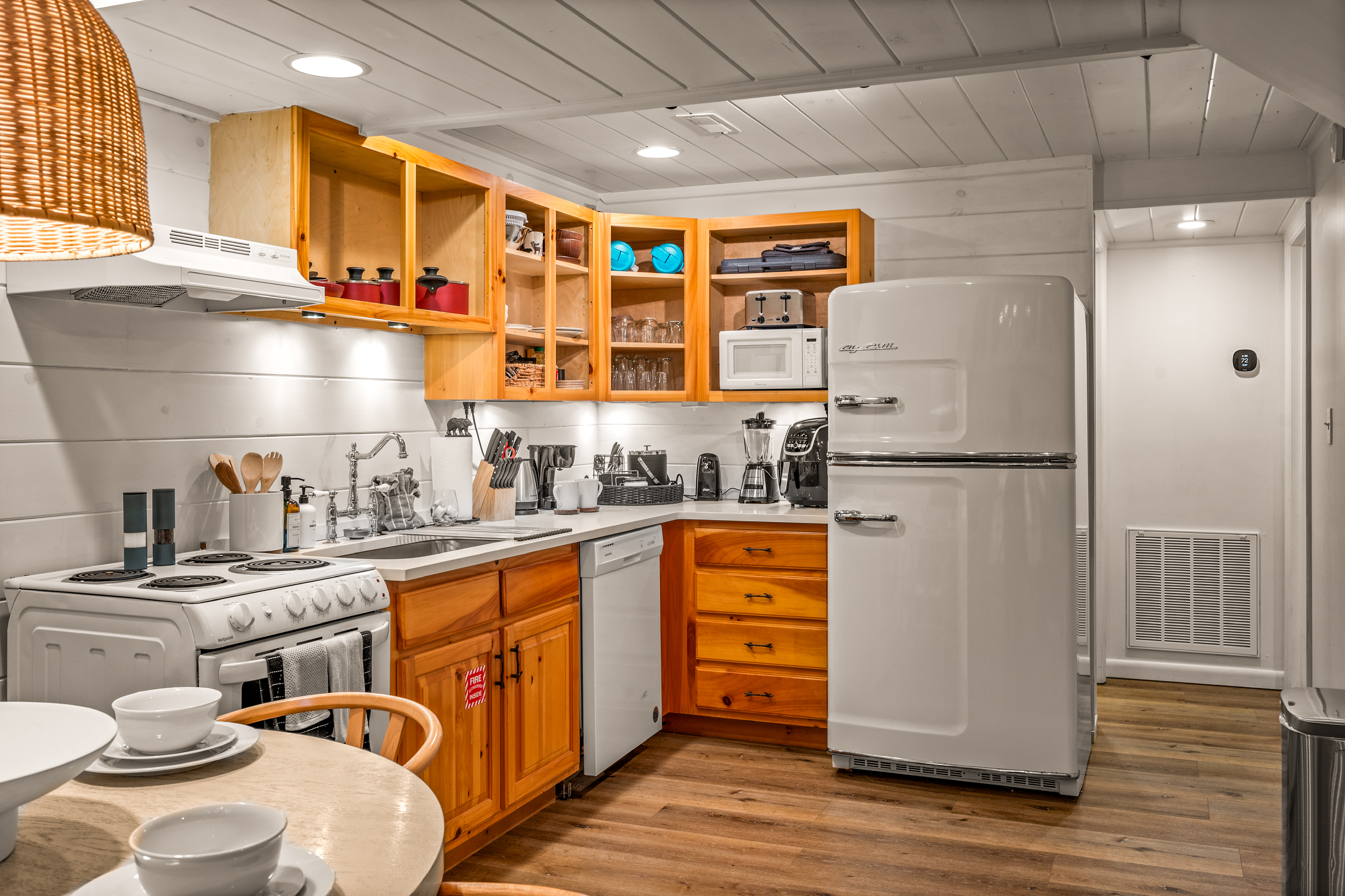 Kitchen | Microwave | Air Fryer | Coffee Maker | Toaster
