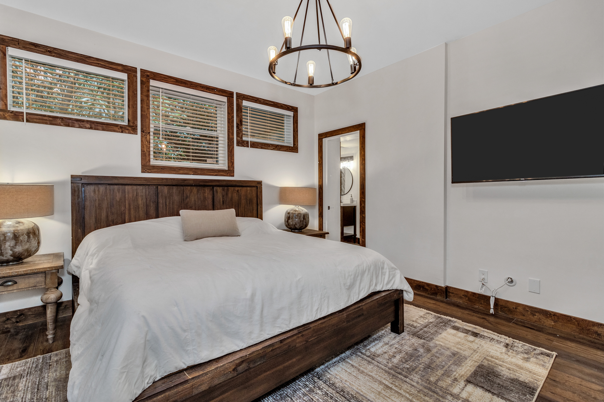 Primary Bedroom - King