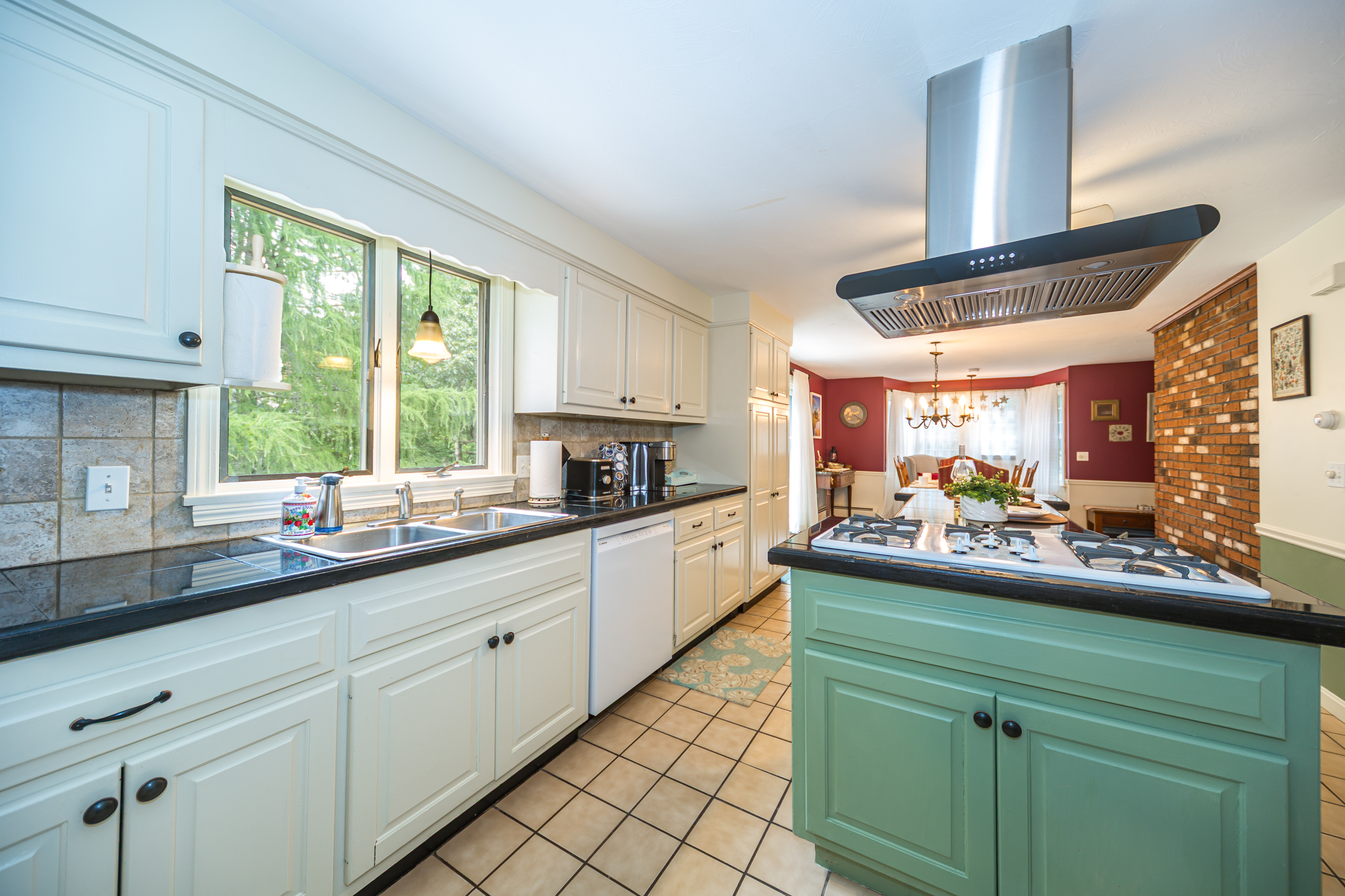A well-stocked kitchen, perfect for anything from quick snacks to full meals.