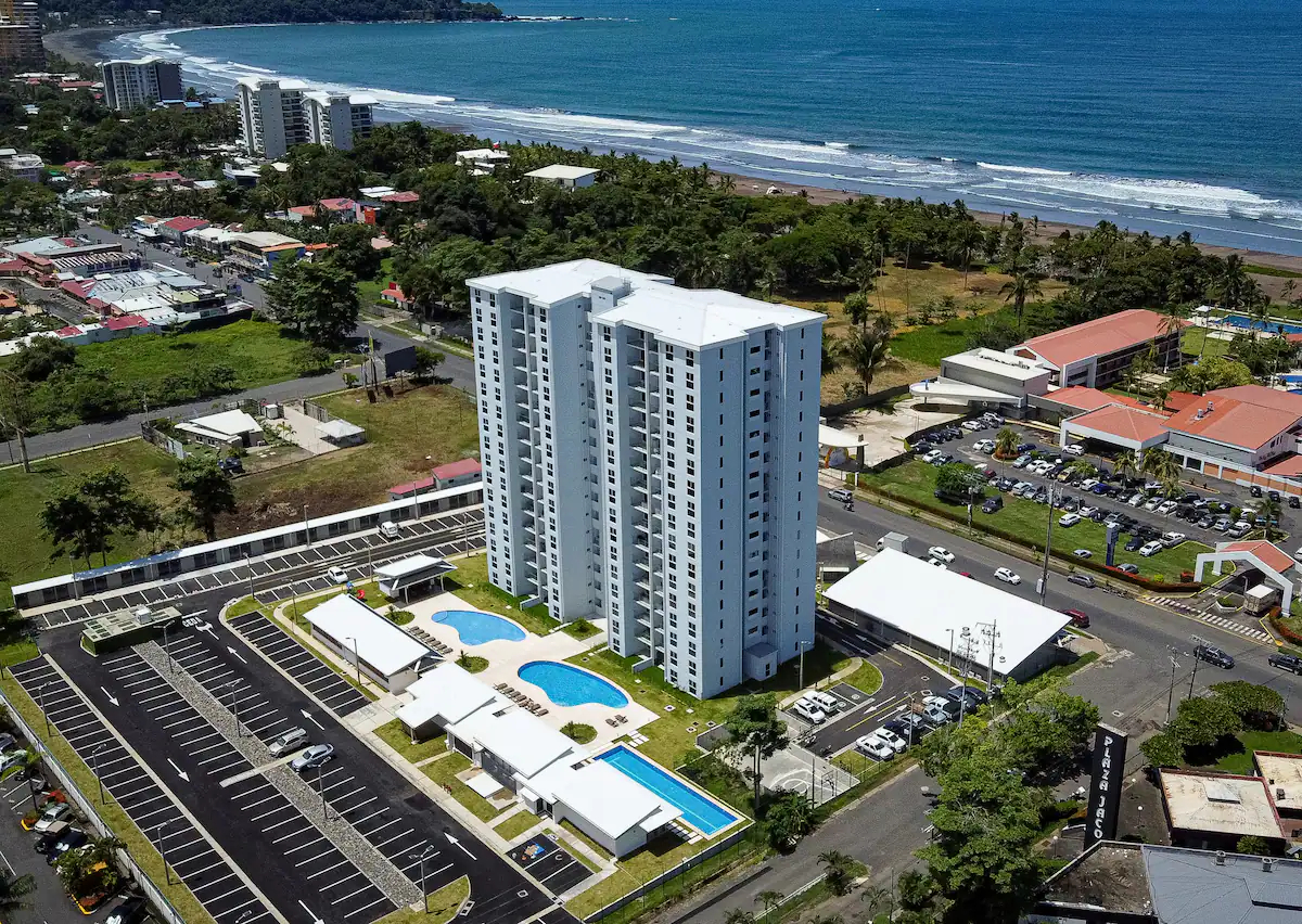 Aerial shot showing proximity to the beach