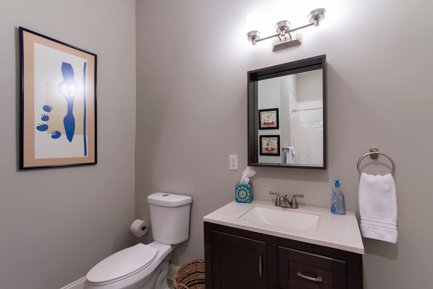 Full Bathroom #1 off the kitchen