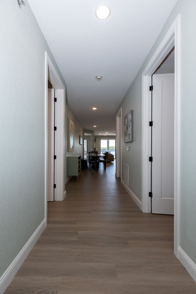 Large open doorways and hallways which are ADA compliant