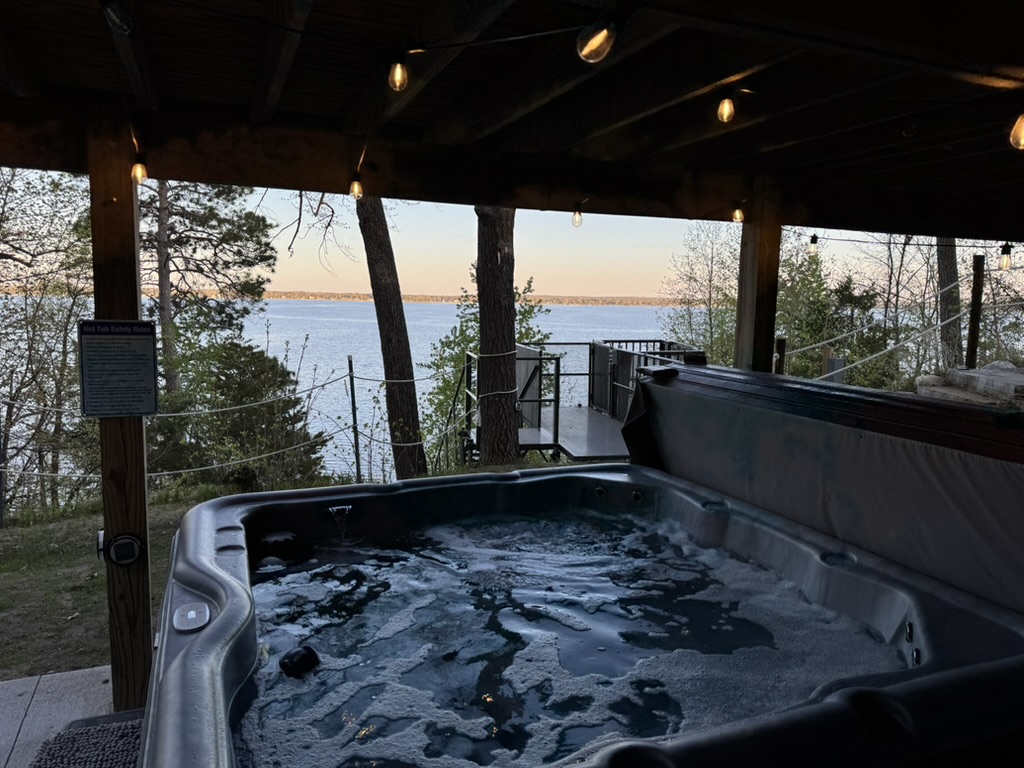 Look at the views from the Hot Tub :)
