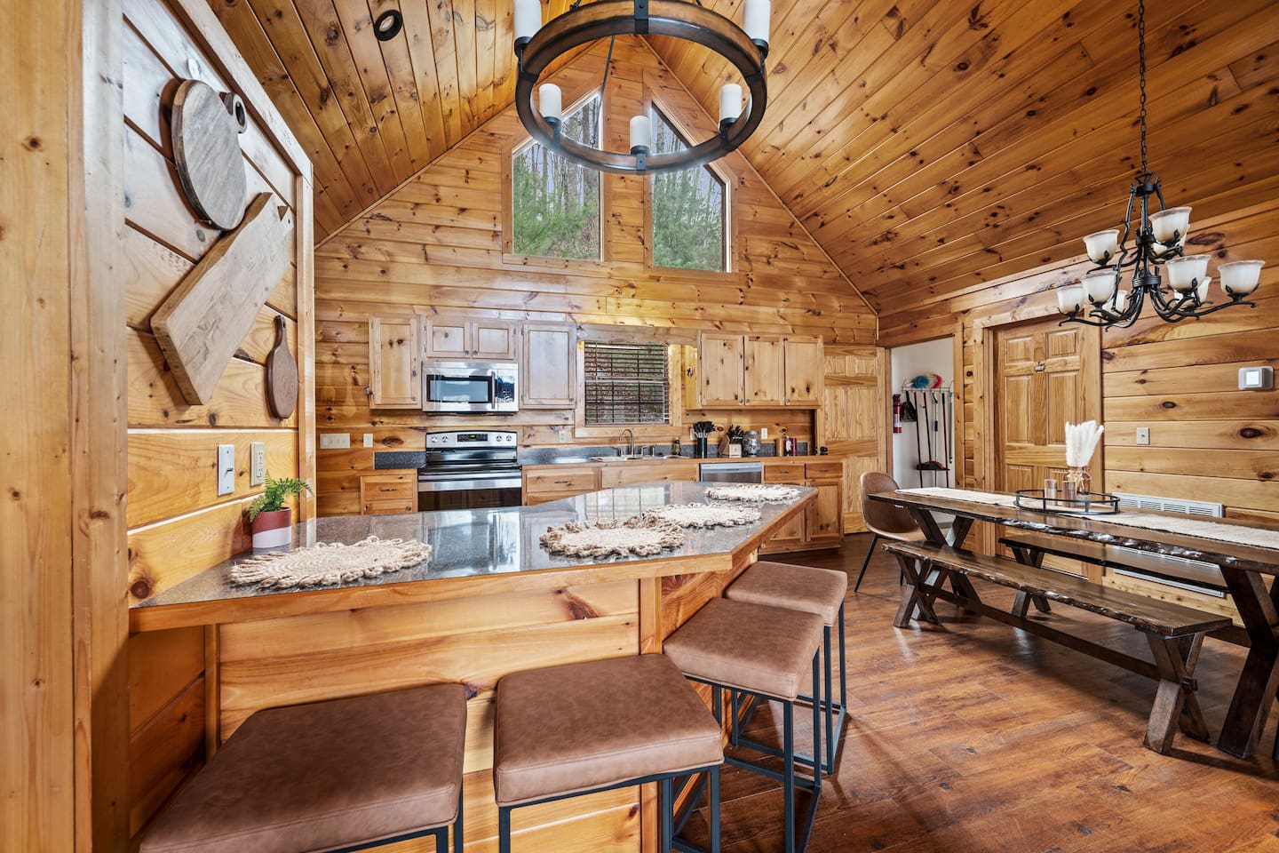 Open kitchen and eating area.