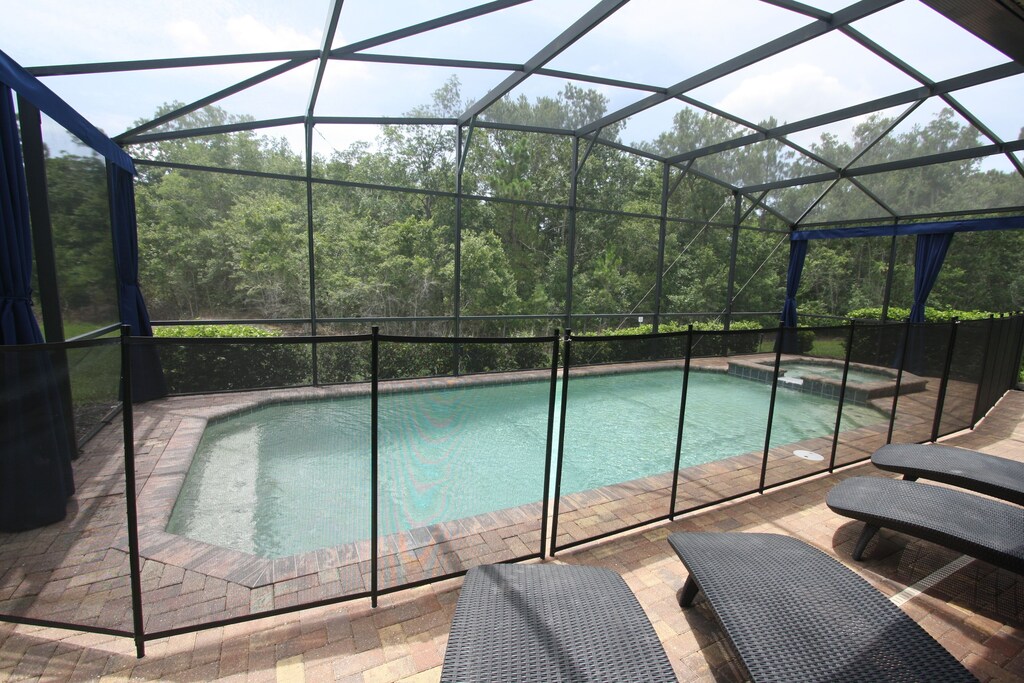 Removable pool safety fence for added security to keep the little ones safe