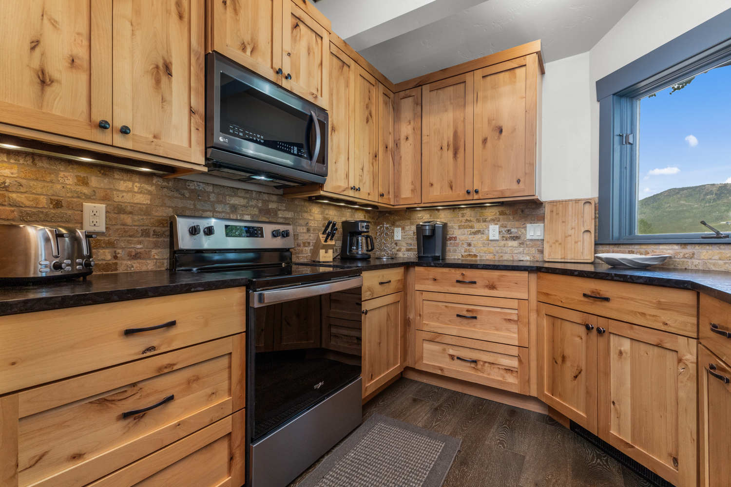 Microwave | Kitchen Utensils | Coffee Maker