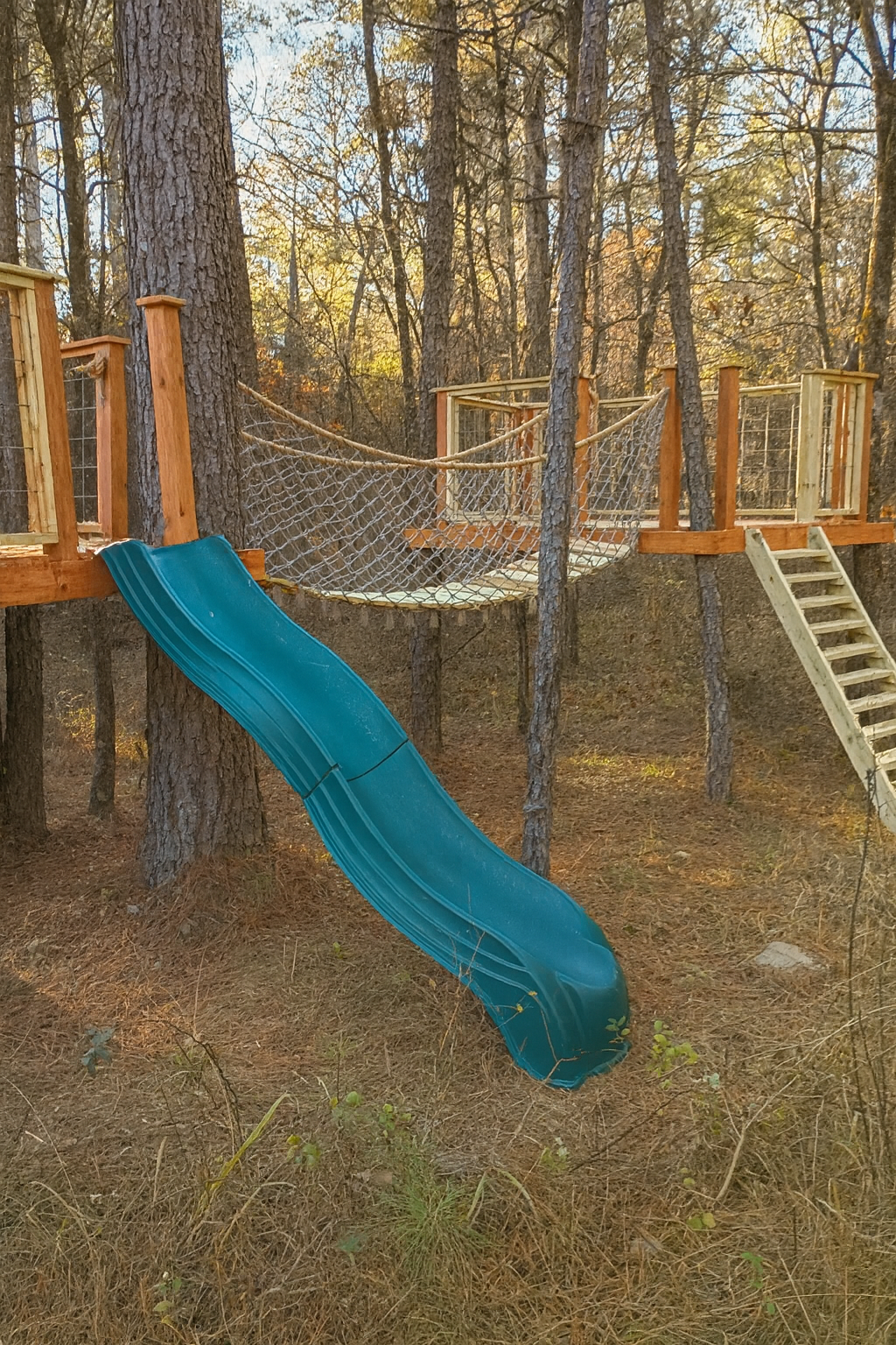 Let little adventurers climb, slide, swing, and sneak across the rope bridge, and spend the afternoon in their own treetop fort among the pines. 