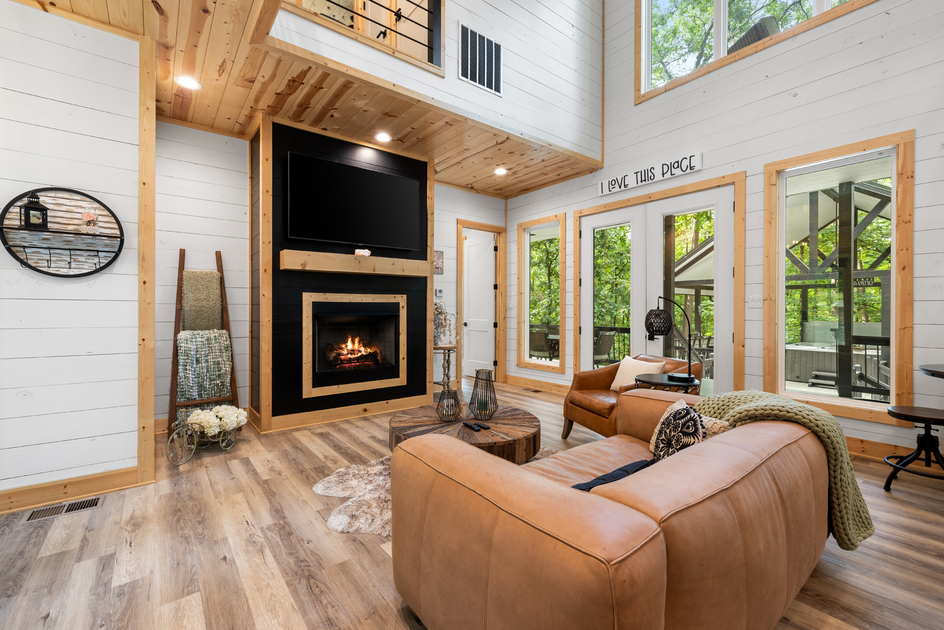 Luxury Hochatown Cabin w/ Hot Tub, Arcade, Luxe Decks & Fireplaces 2