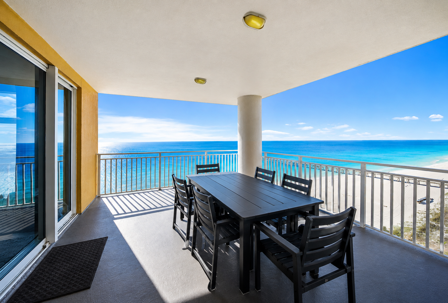 Private Patio • Outdoor dining • Unmatched Gulf views. The perfect place to enjoy every meal with the sound of the waves in the background.
