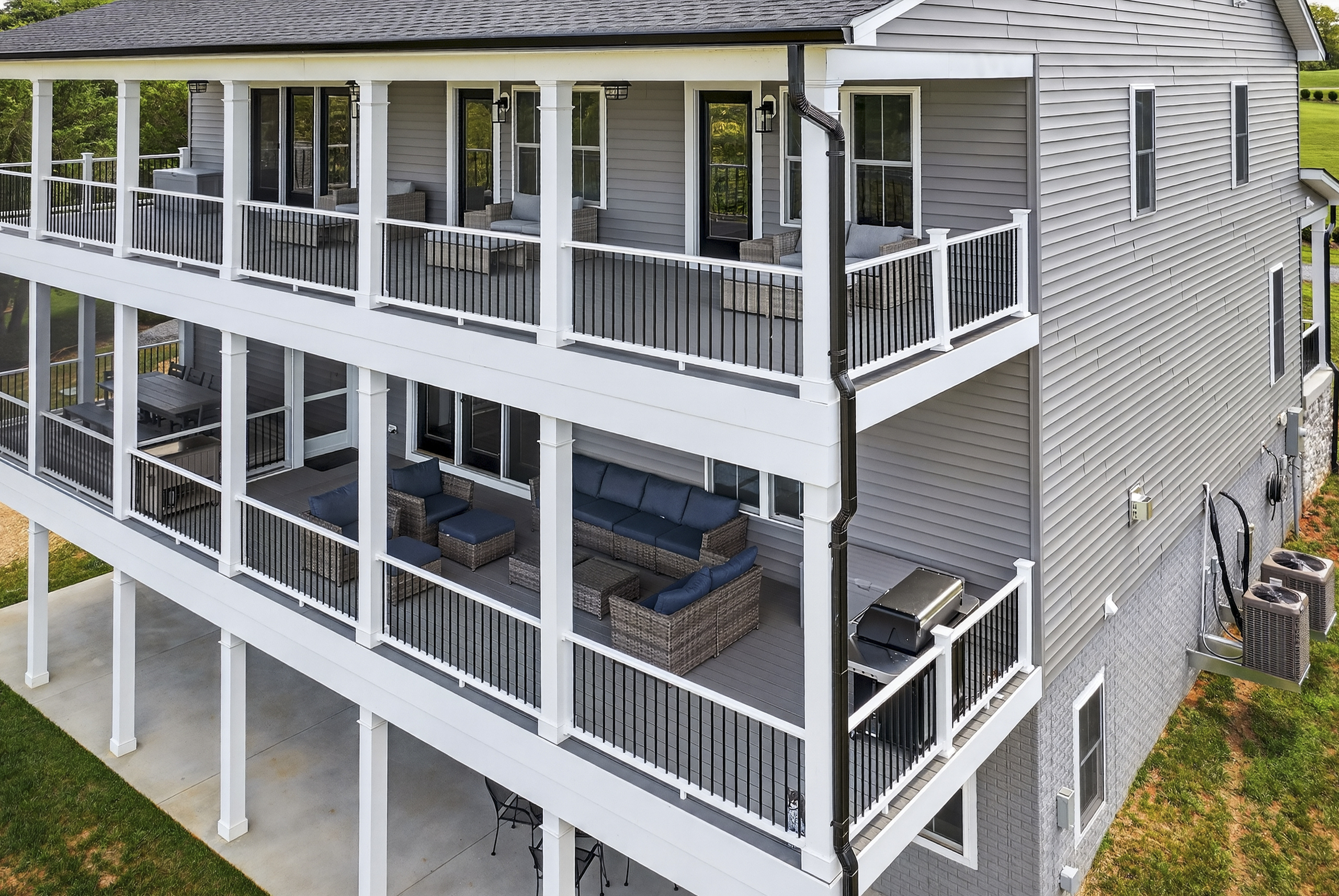 Multiple access points mean the porch connects easily to both primary suites and living areas.