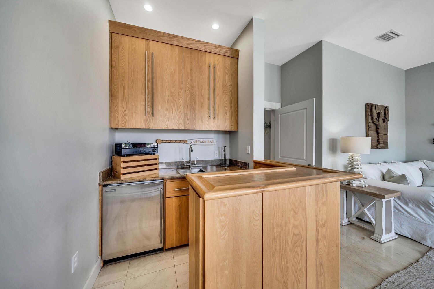 First Floor Landing + Private Pool Access