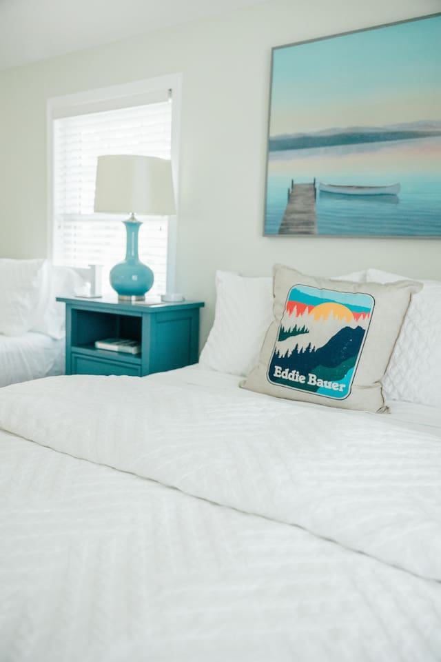 A beautiful, peaceful bedroom where you will sleep like a dream!