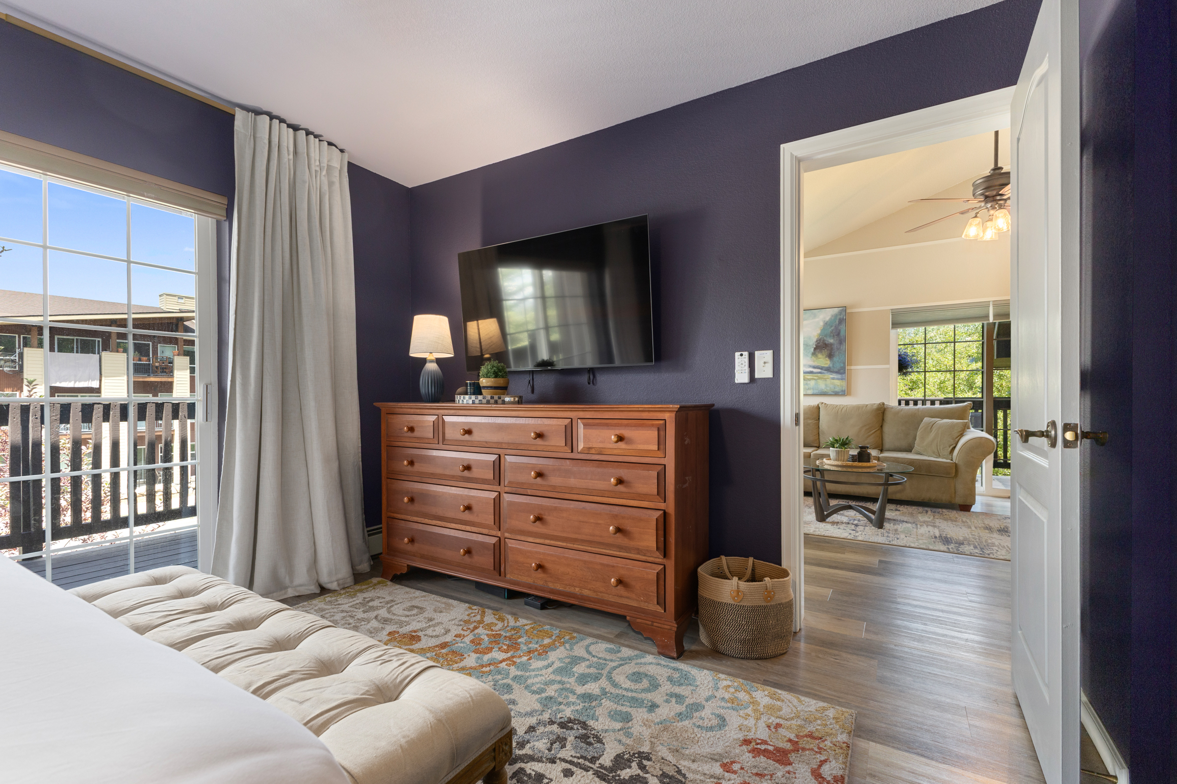 Primary Bedroom | Kingsize Bed | Deck off | Large Smart TV