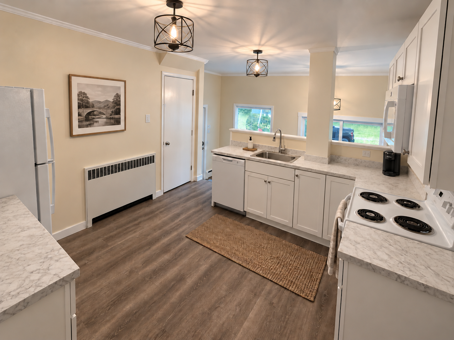 Kitchen with dishwasher