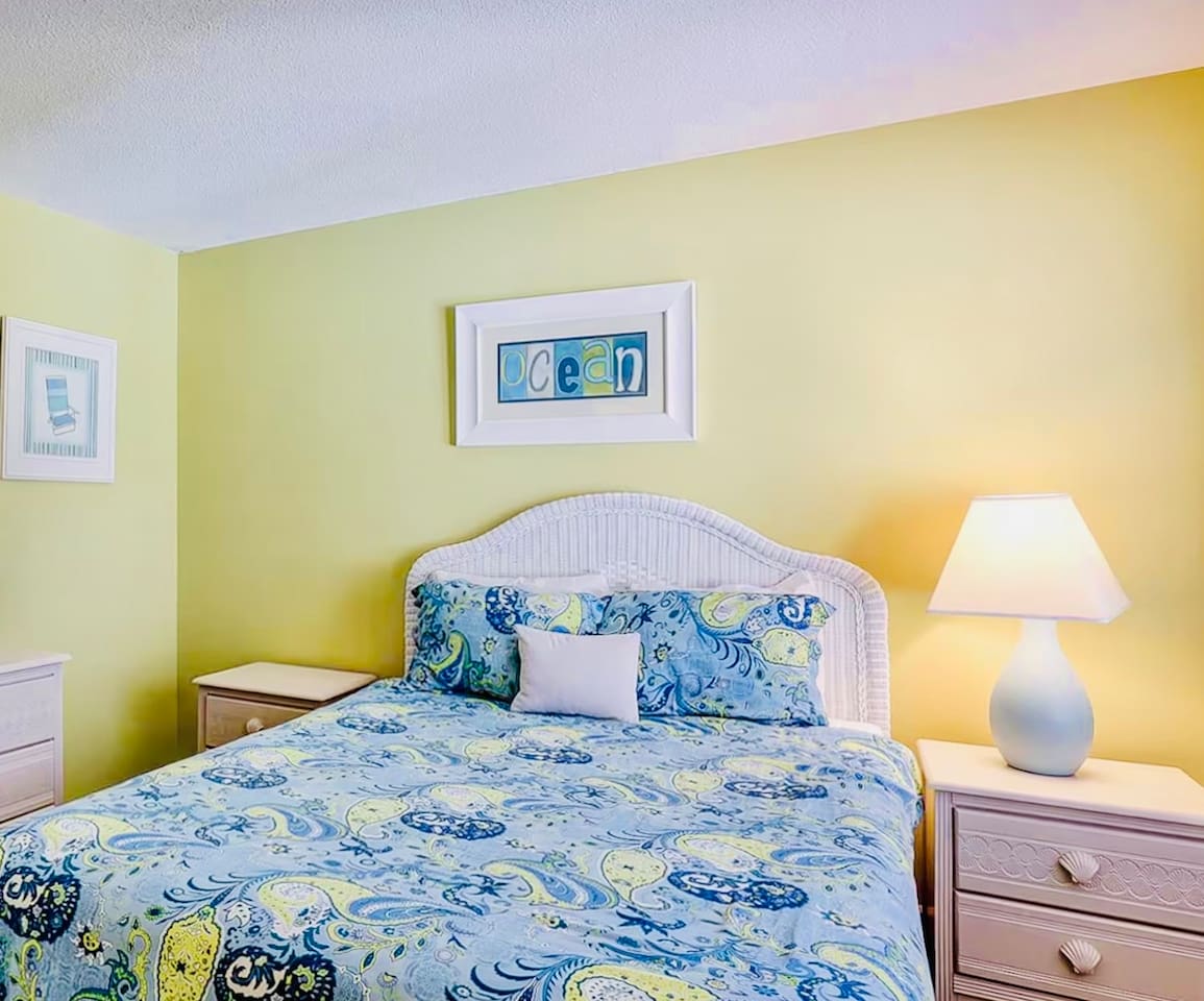 Queen bedroom