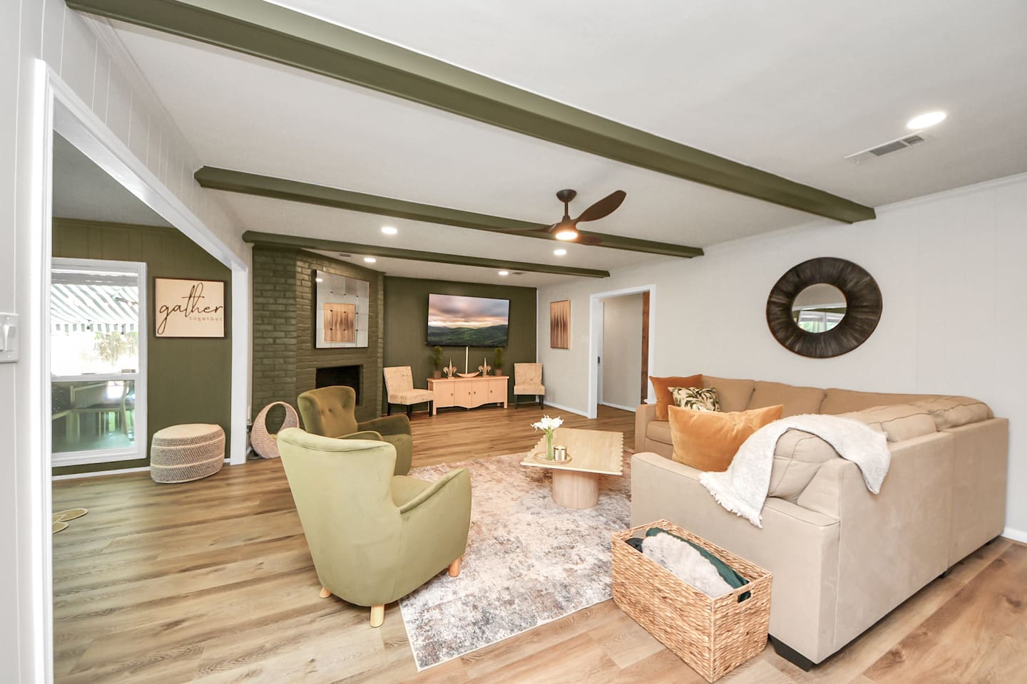 Make wonderful memories in the living room!
