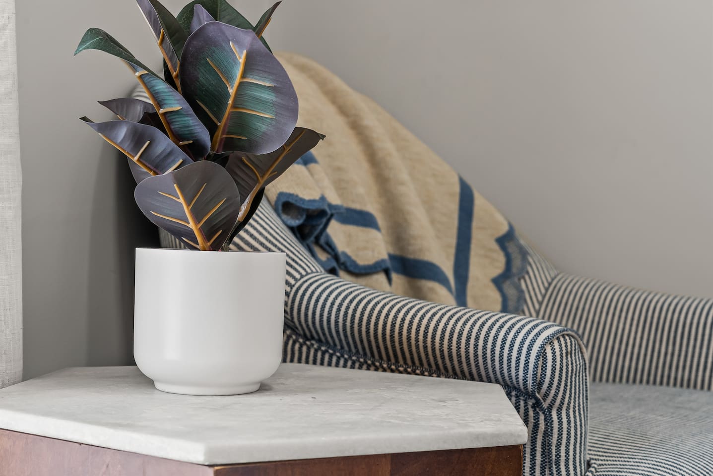 Fresh greenery brings a touch of life to every corner of the room.