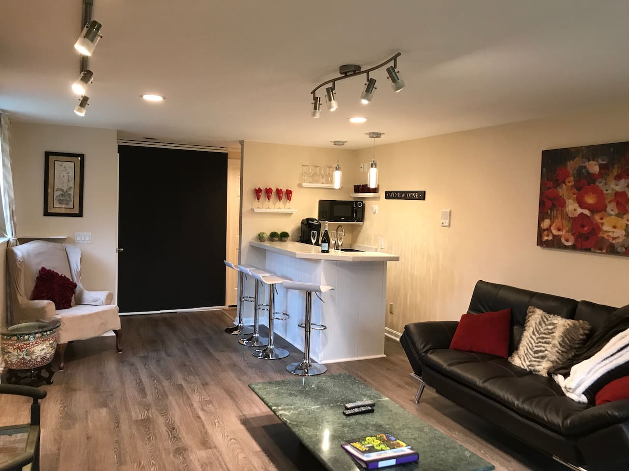 Country meets Contemporary Design. Family Room and Bar Area