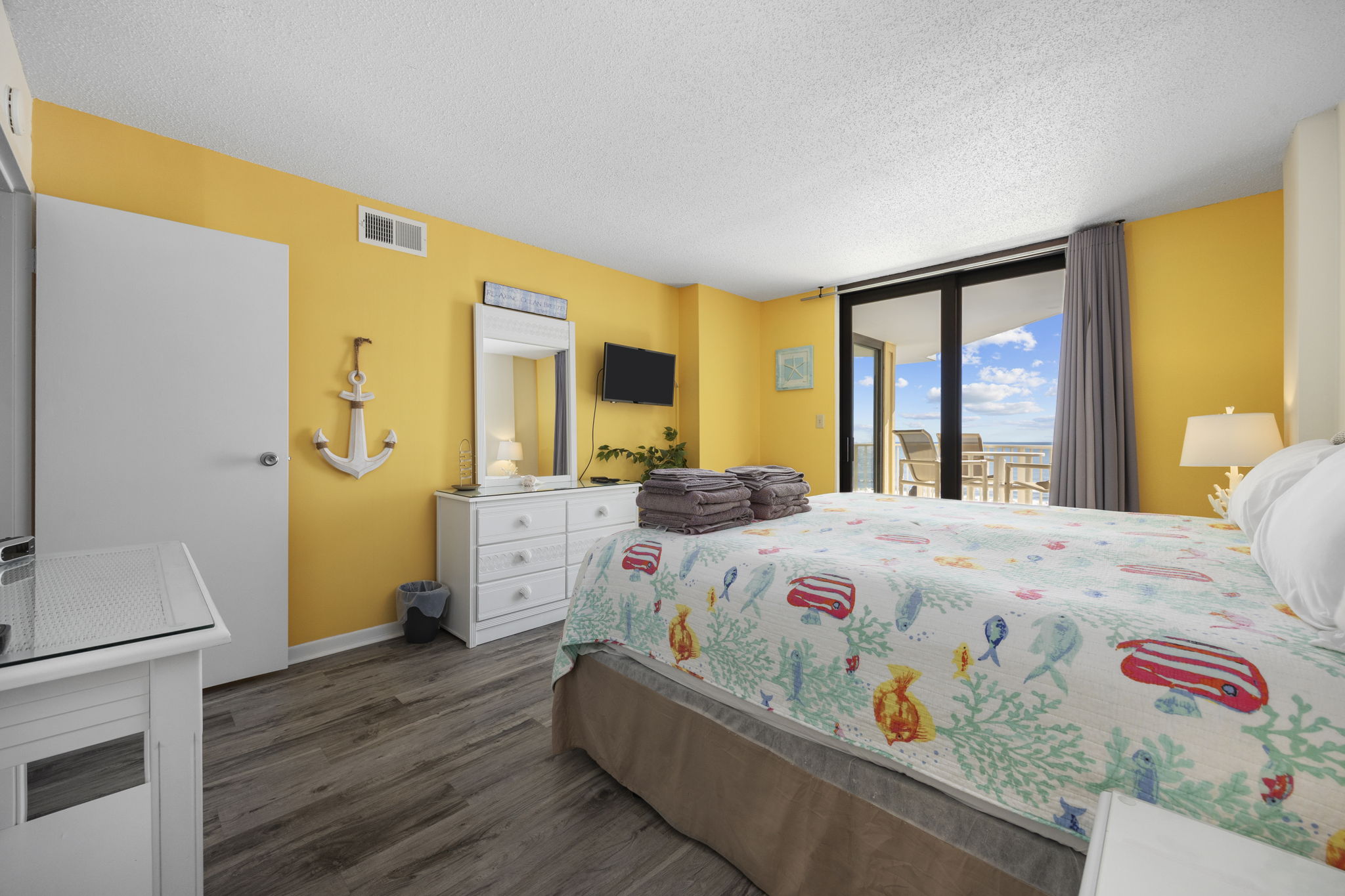 Crescent Sands E3