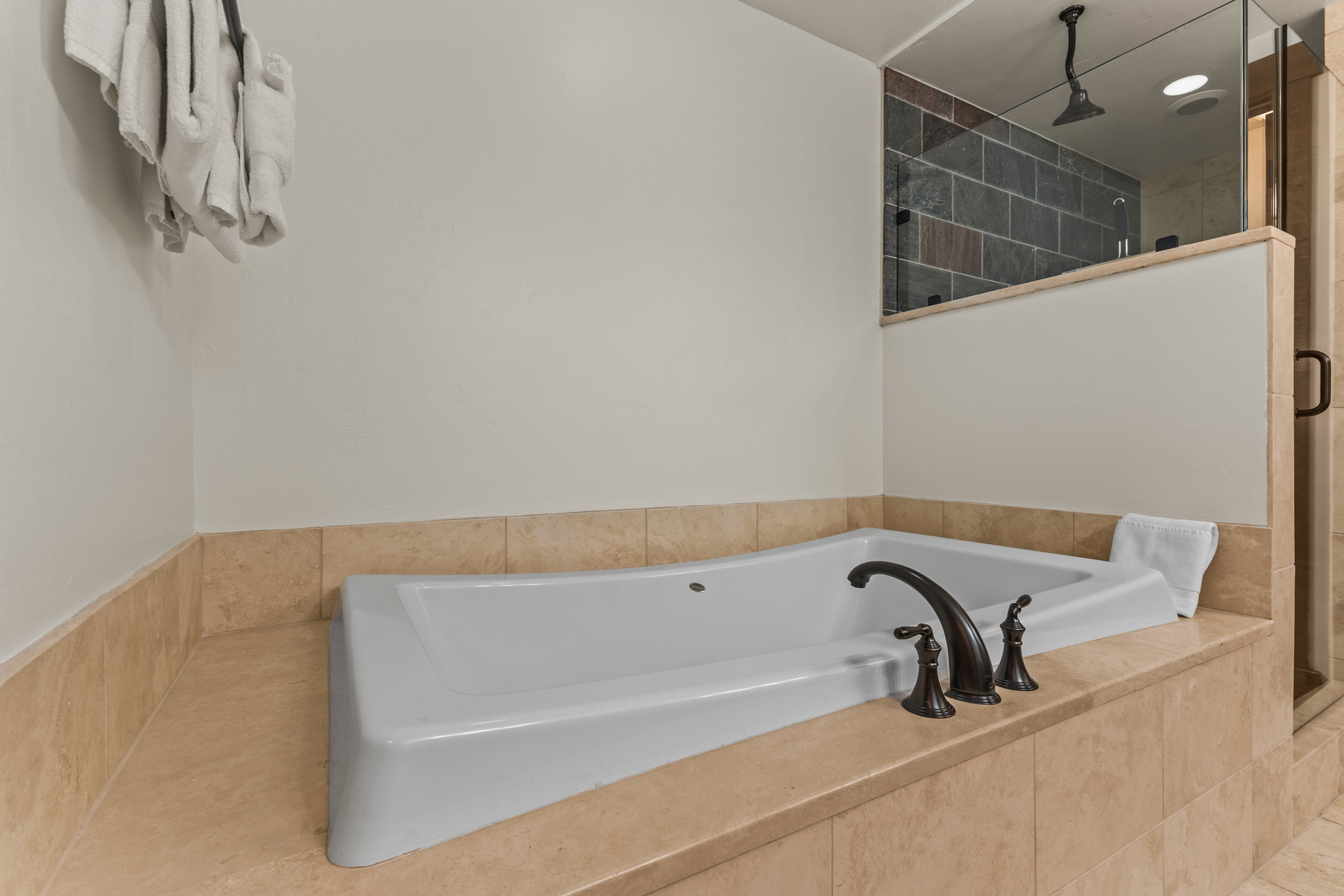 Ensuite Bathroom #3 | Bathtub