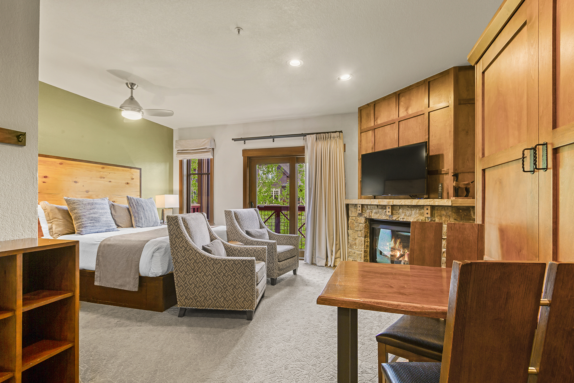 3rd bedroom - studio lock-off