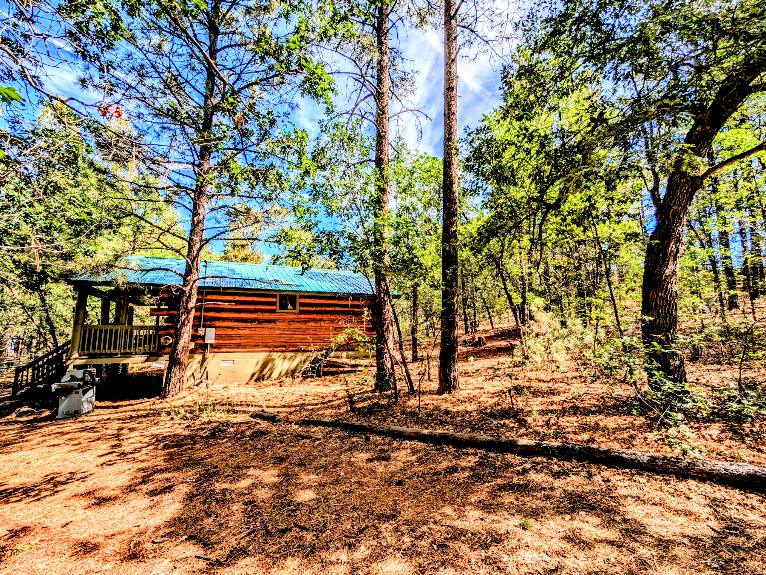 Side by Parking area