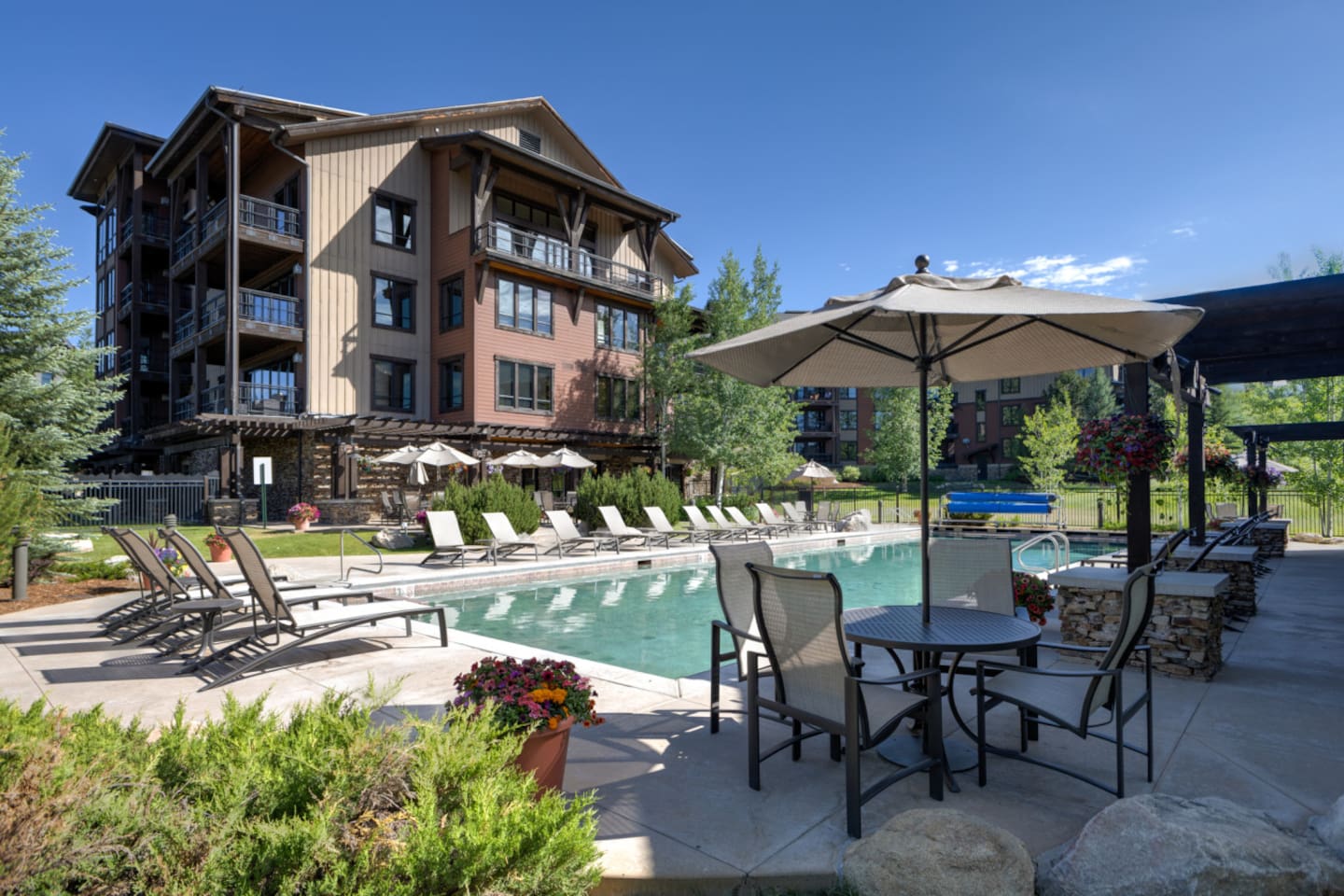 Large pool and Patio area