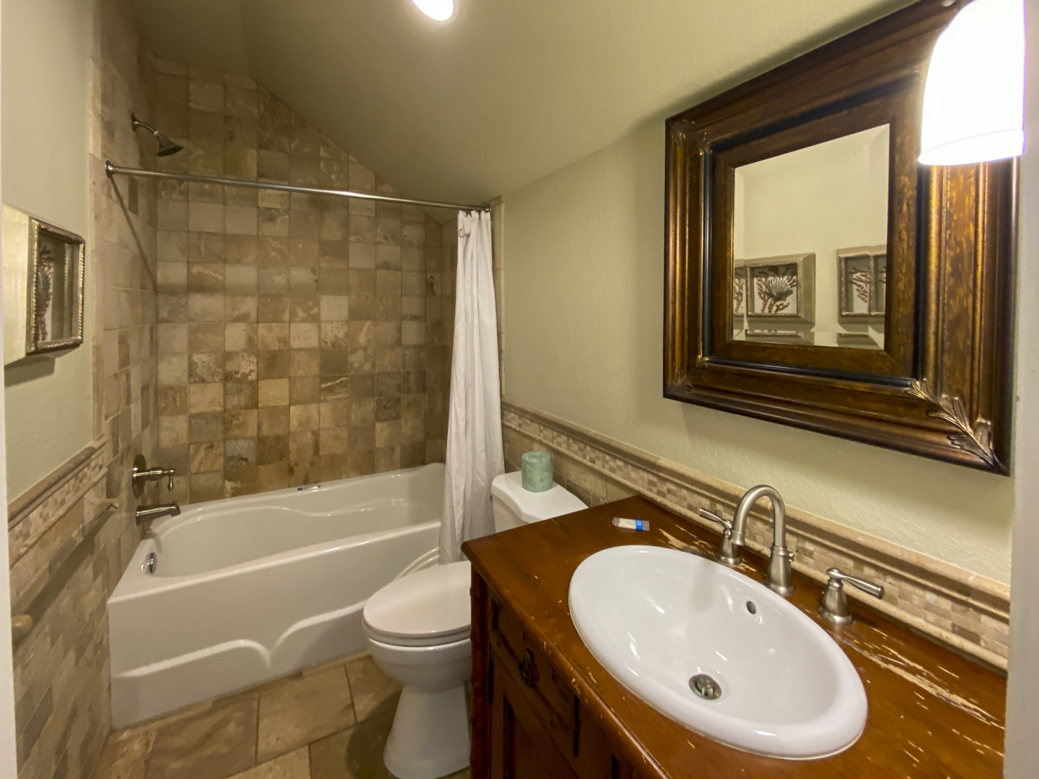 The Mark Twain — Spa Bath
