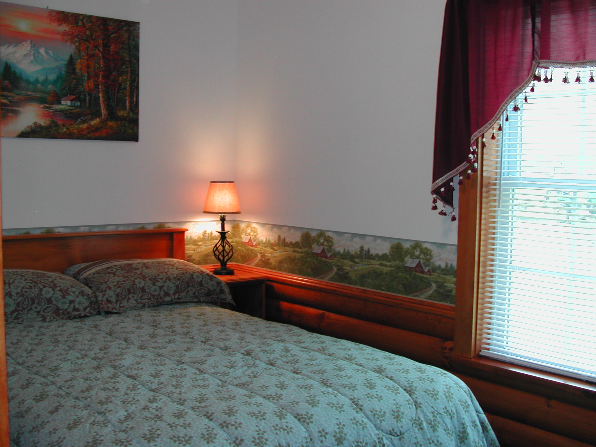 Queen bedroom