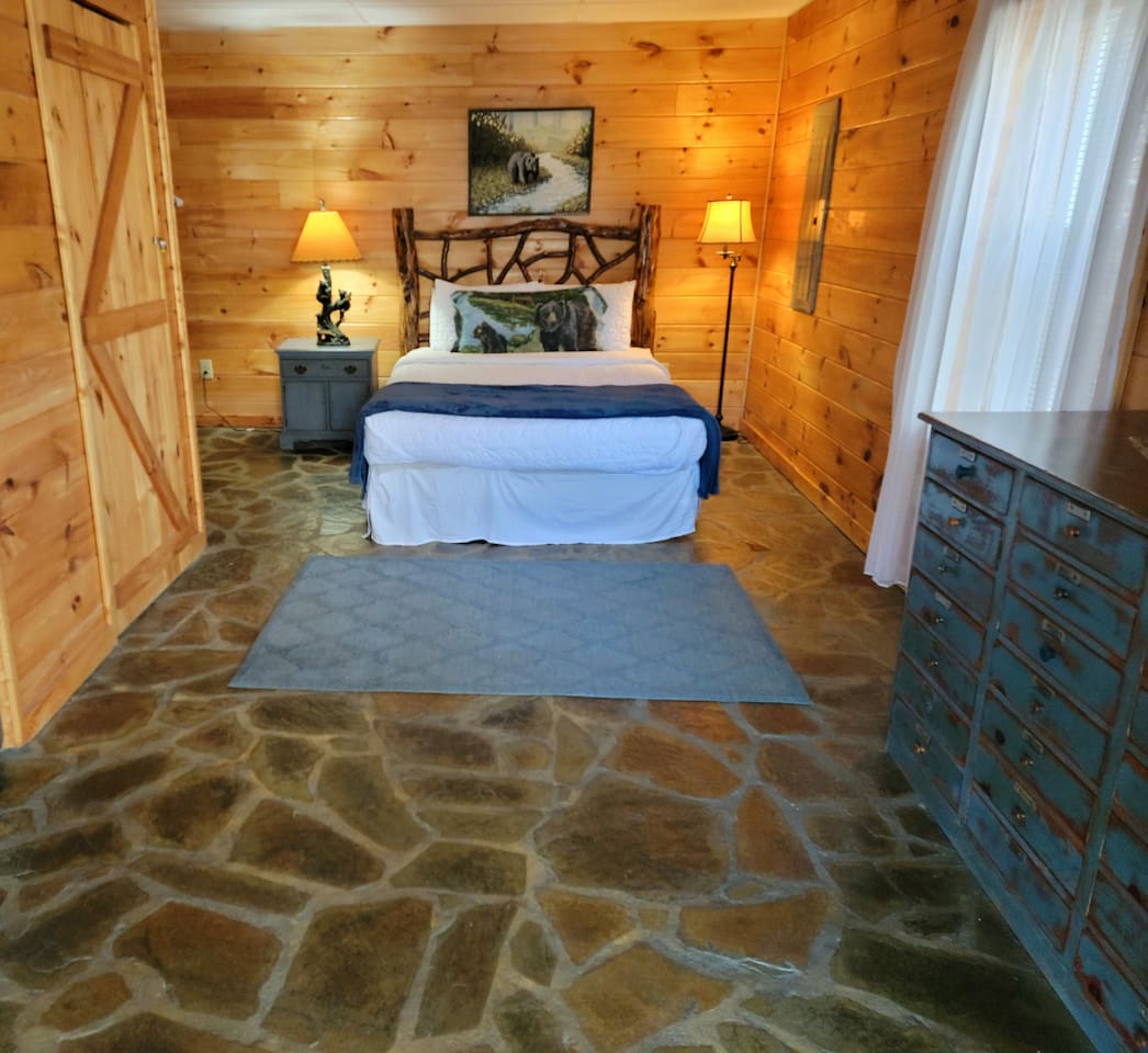 Master bedroom 3