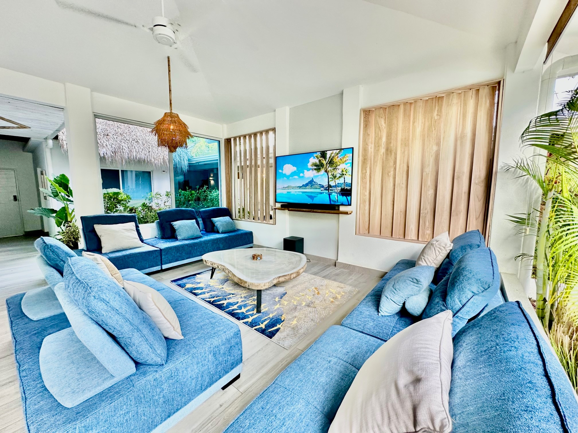 Large entertainment area