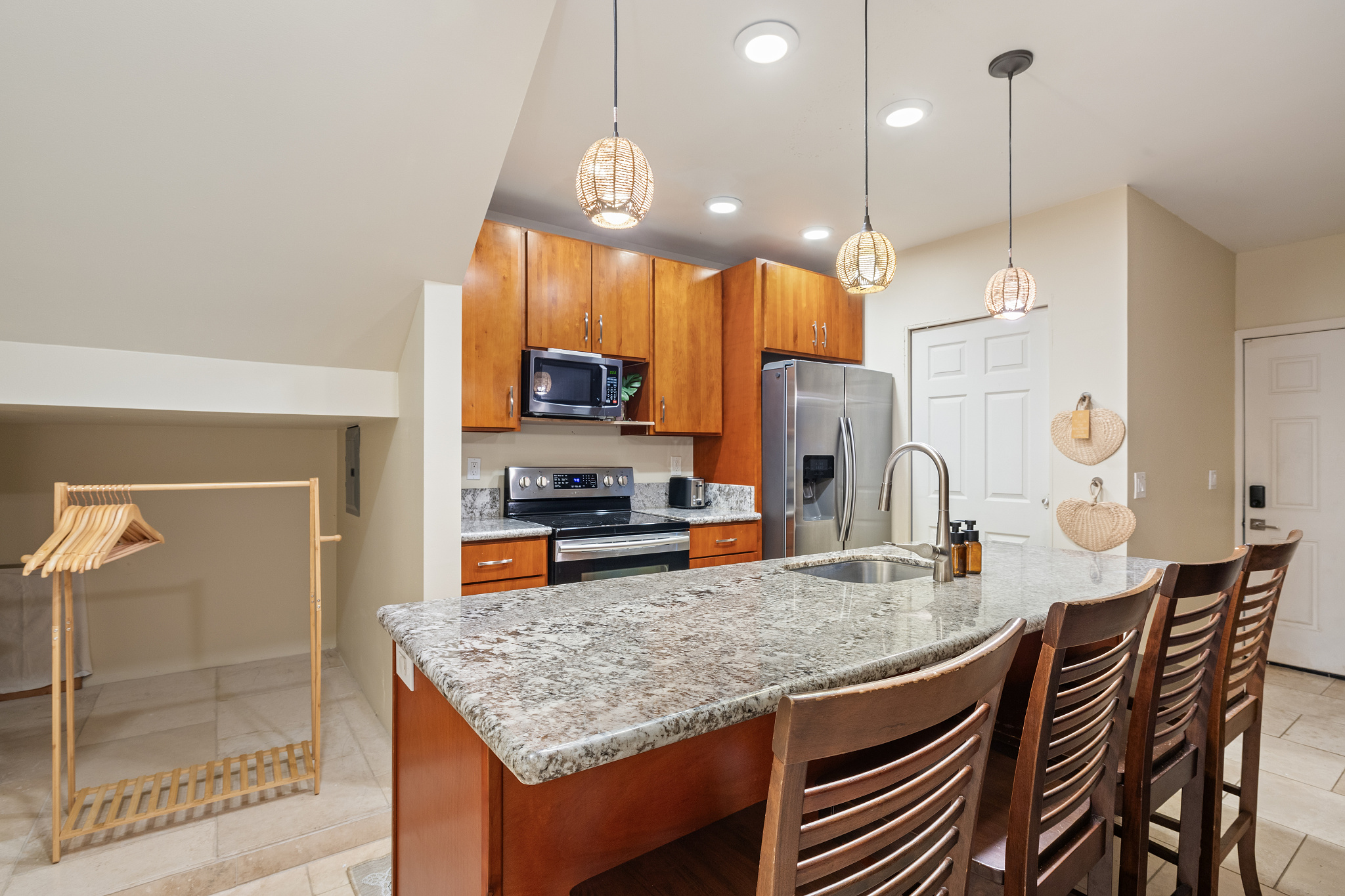 Ohana Studio kitchen