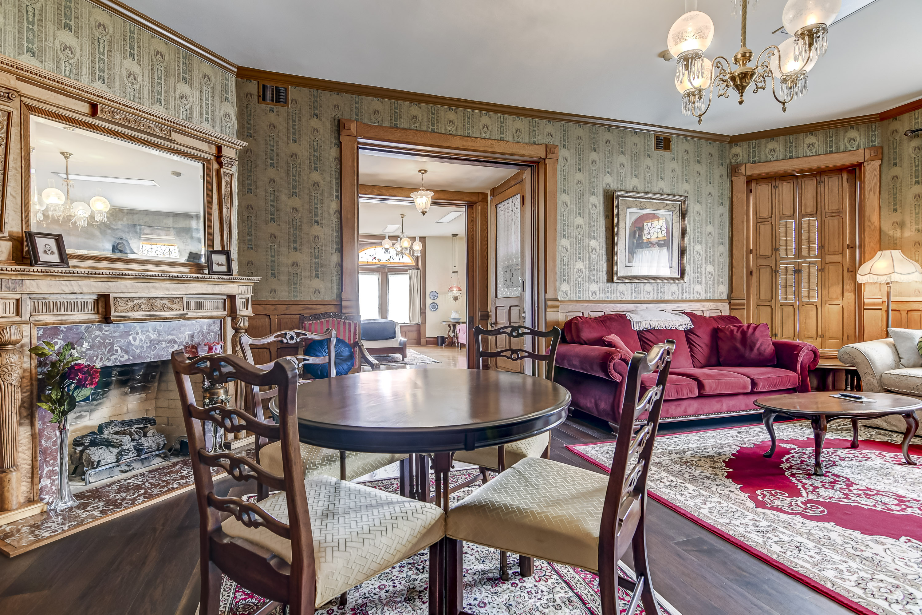 The Bressmer - Living Room