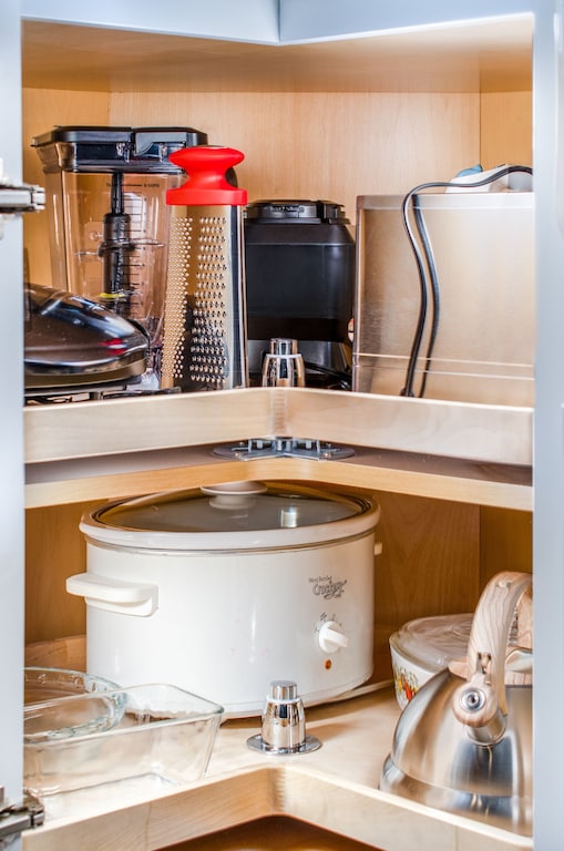 George Foreman grill, Ninja blender, hand mixer, toaster, crock pot, kettle