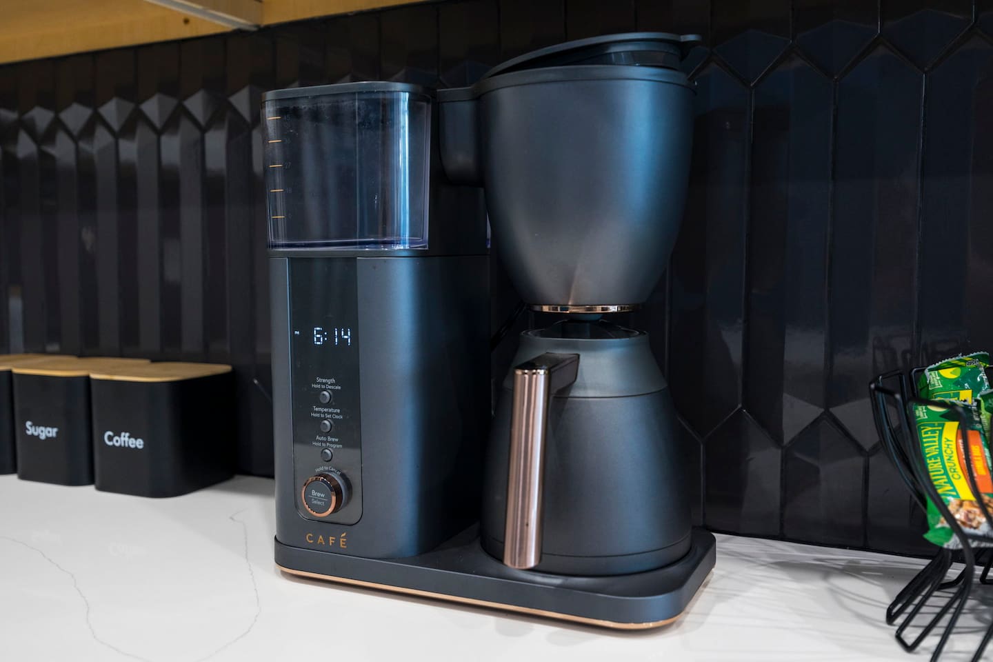 Coffee, tea, and sugar are provided.