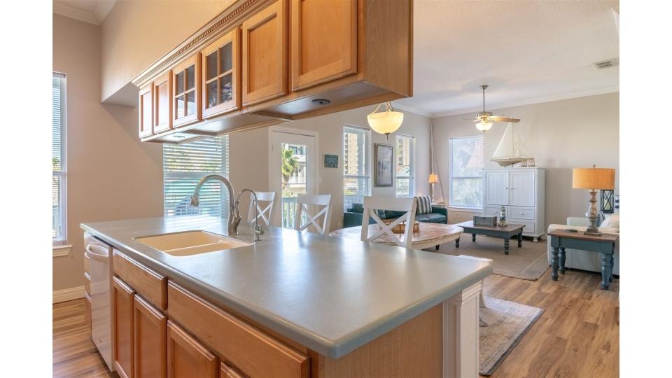 Breakfast Bar with extra seating