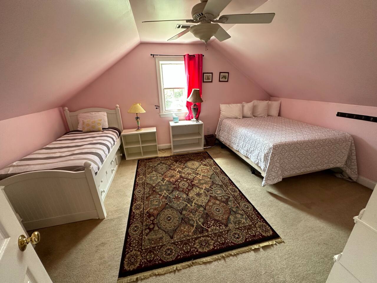 Bedroom 6 (BR6) 1 Queen Bed and 1 Single Bed (sleeps 3 total) on 3rd floor