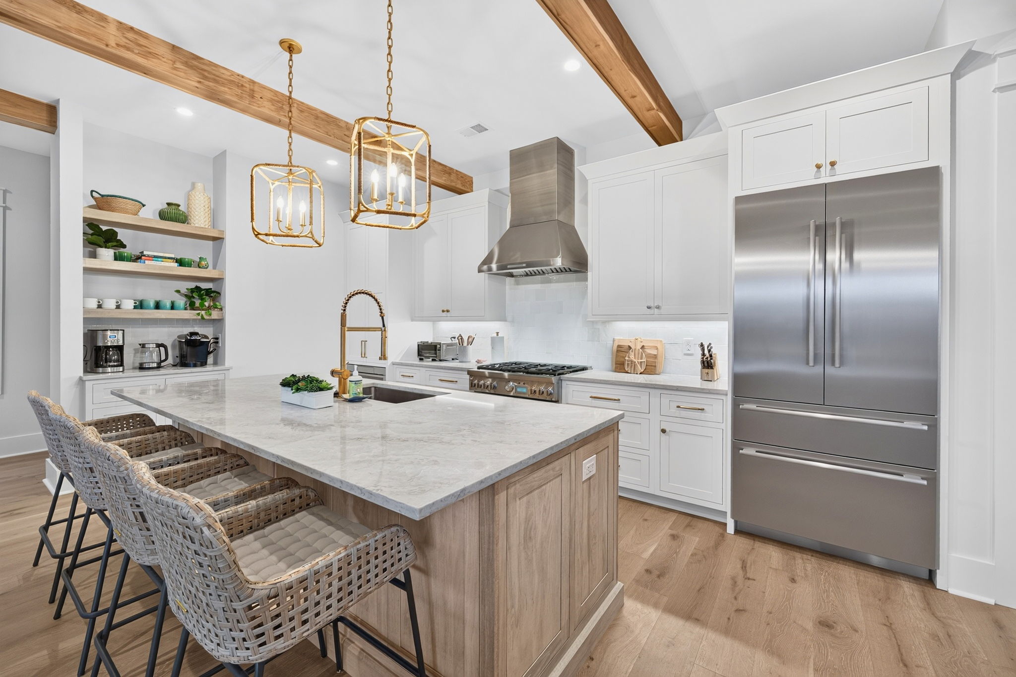 Kitchen | Tahanan Palms | 3 38th Ave | IOP Escapes